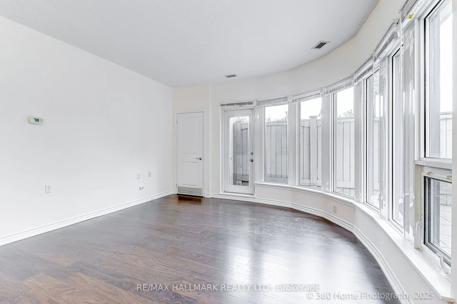 872 Sheppard Avenue W, #105