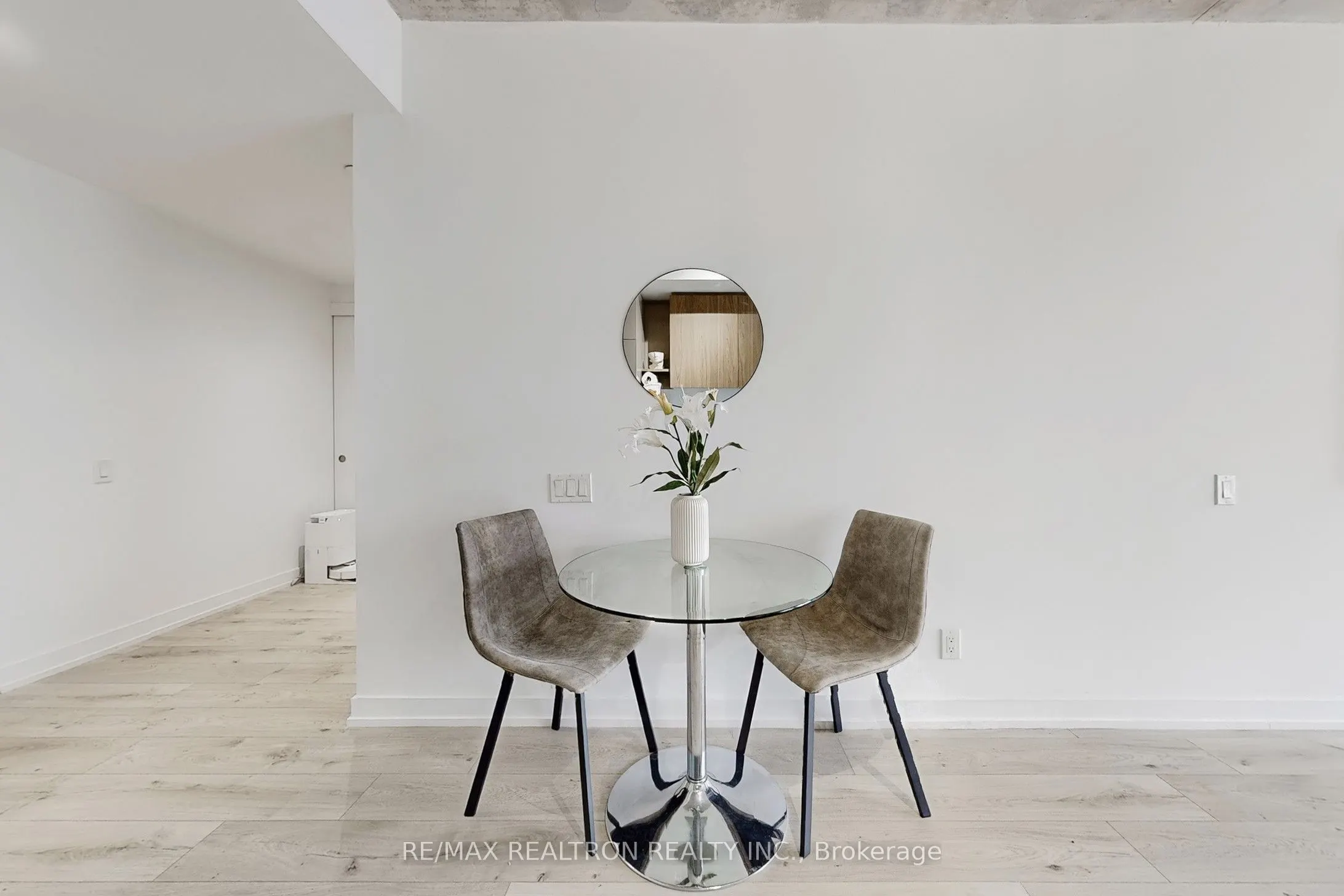 161 Roehampton Avenue, #508