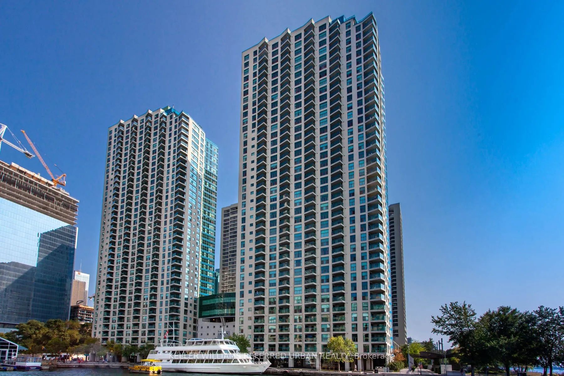 77 Harbour Square, #302