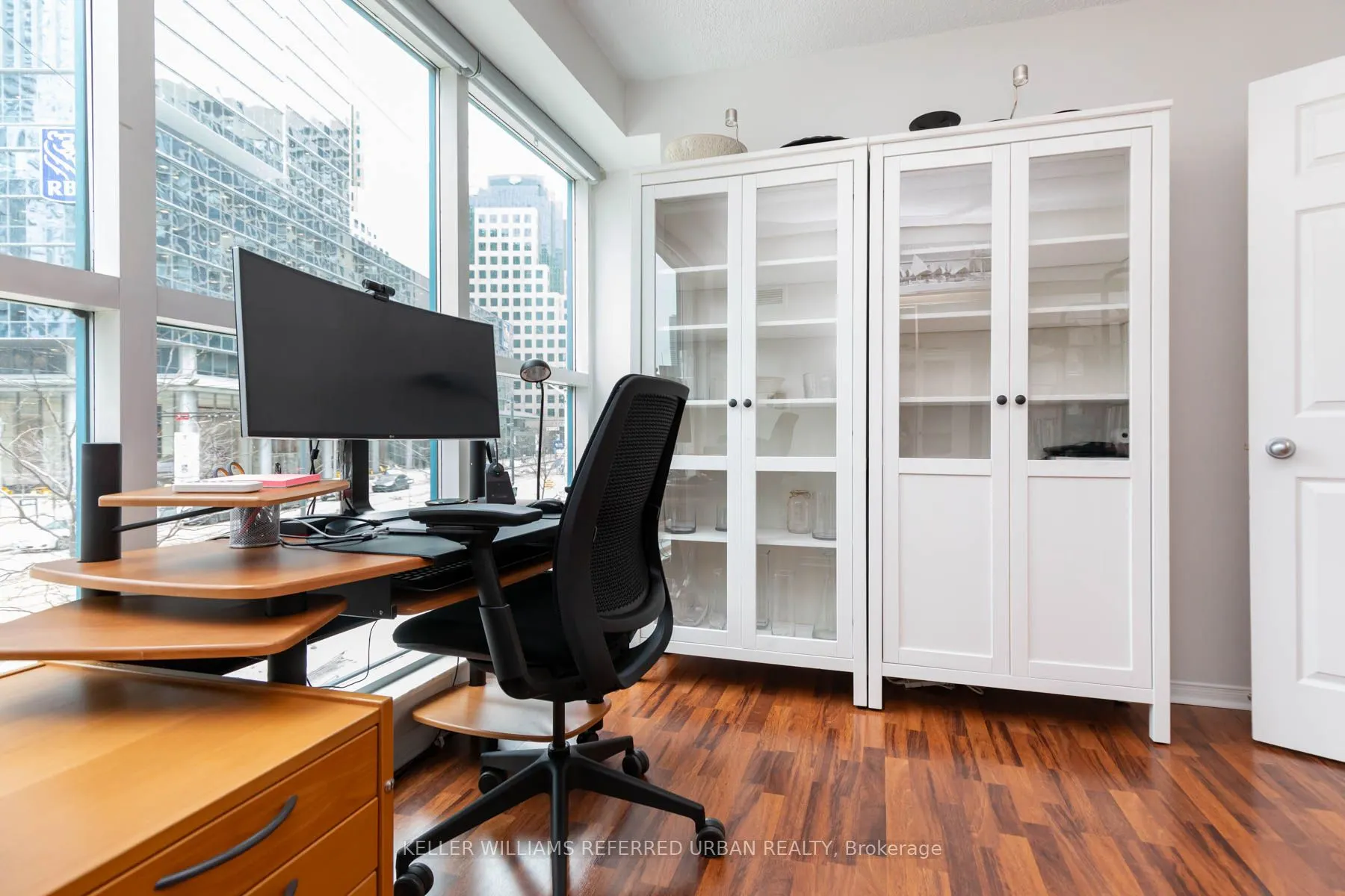 77 Harbour Square, #302
