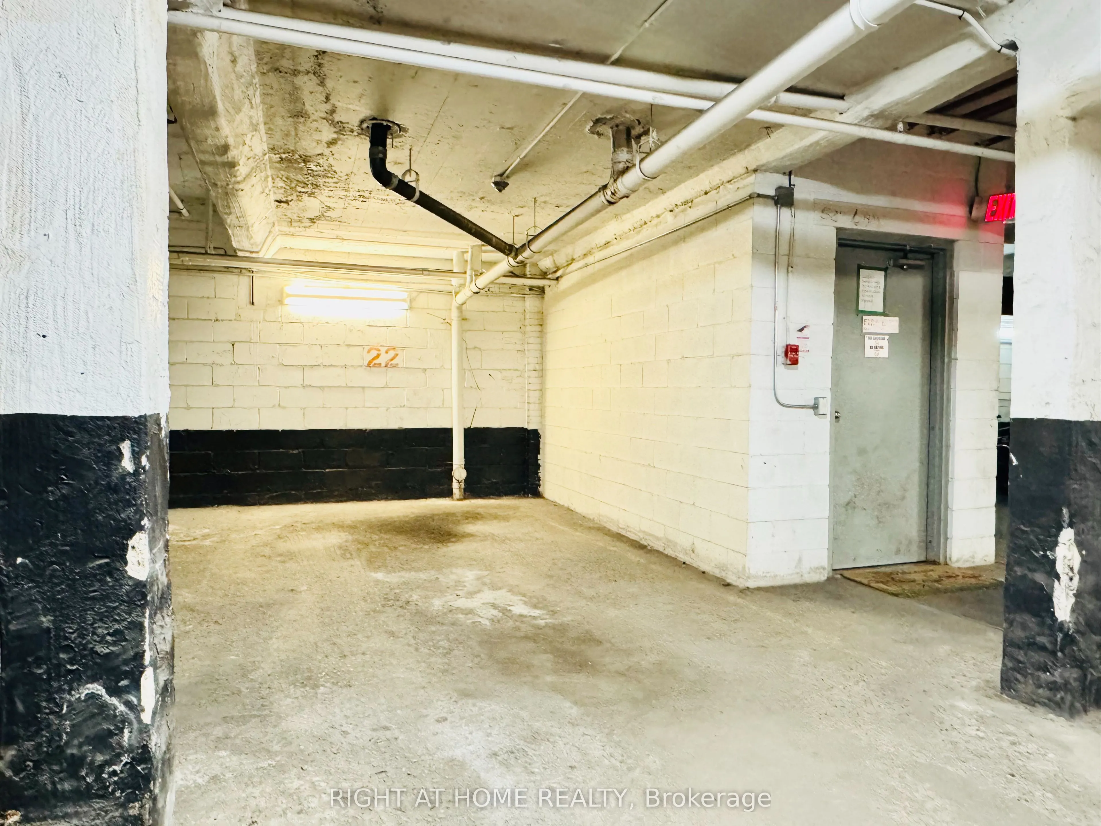 896 Eglinton Avenue E, #302