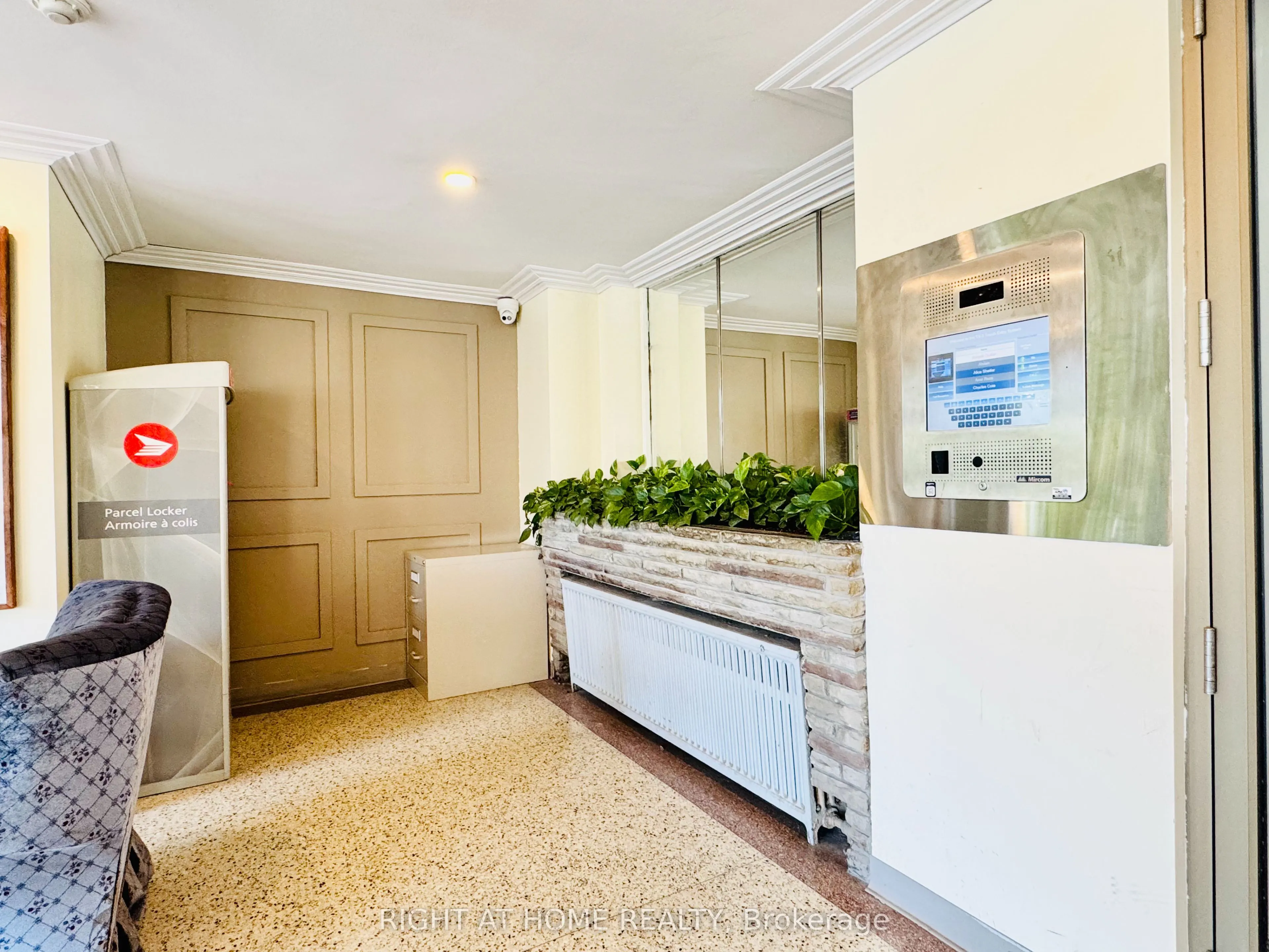 896 Eglinton Avenue E, #302