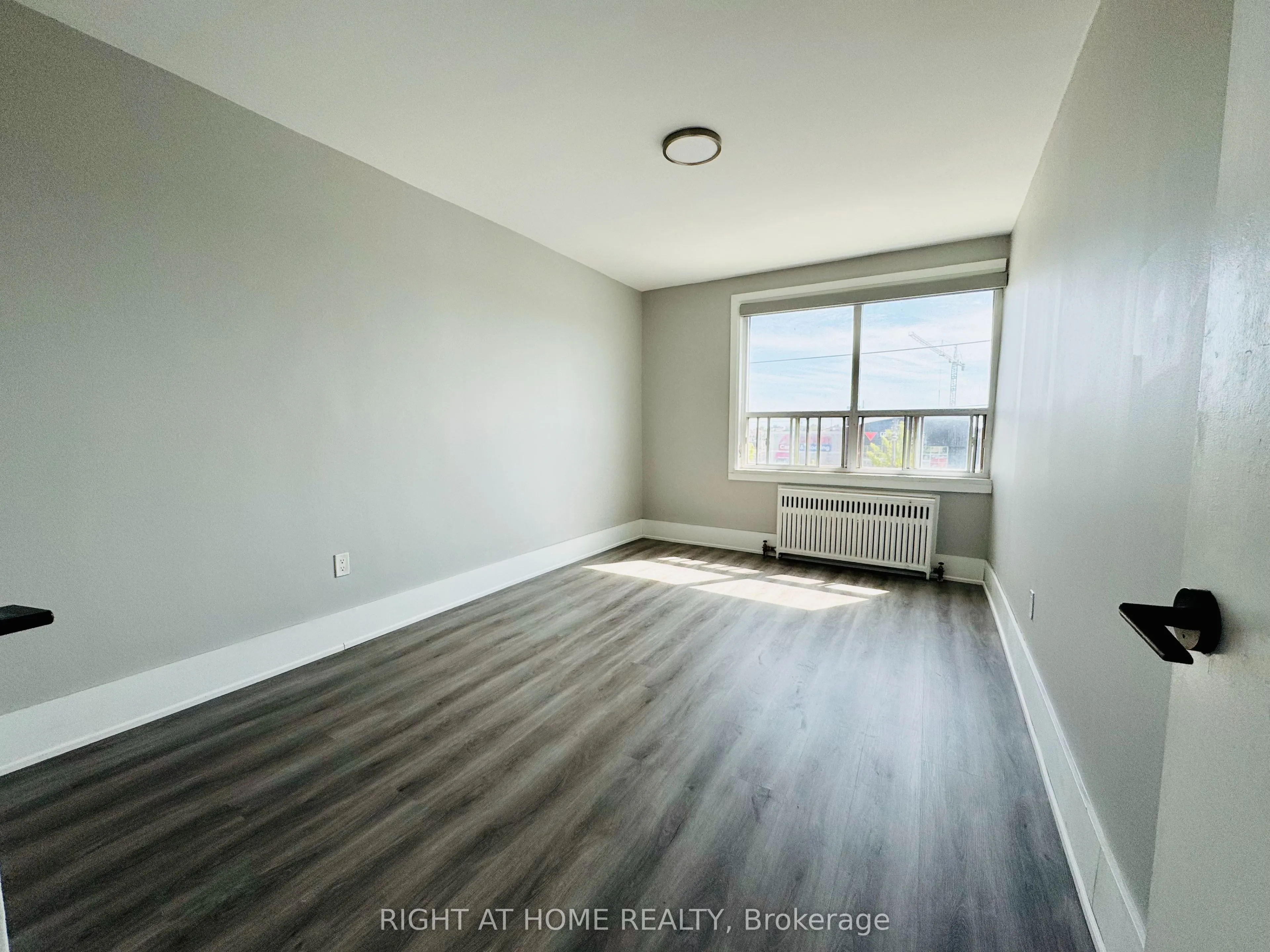 896 Eglinton Avenue E, #302