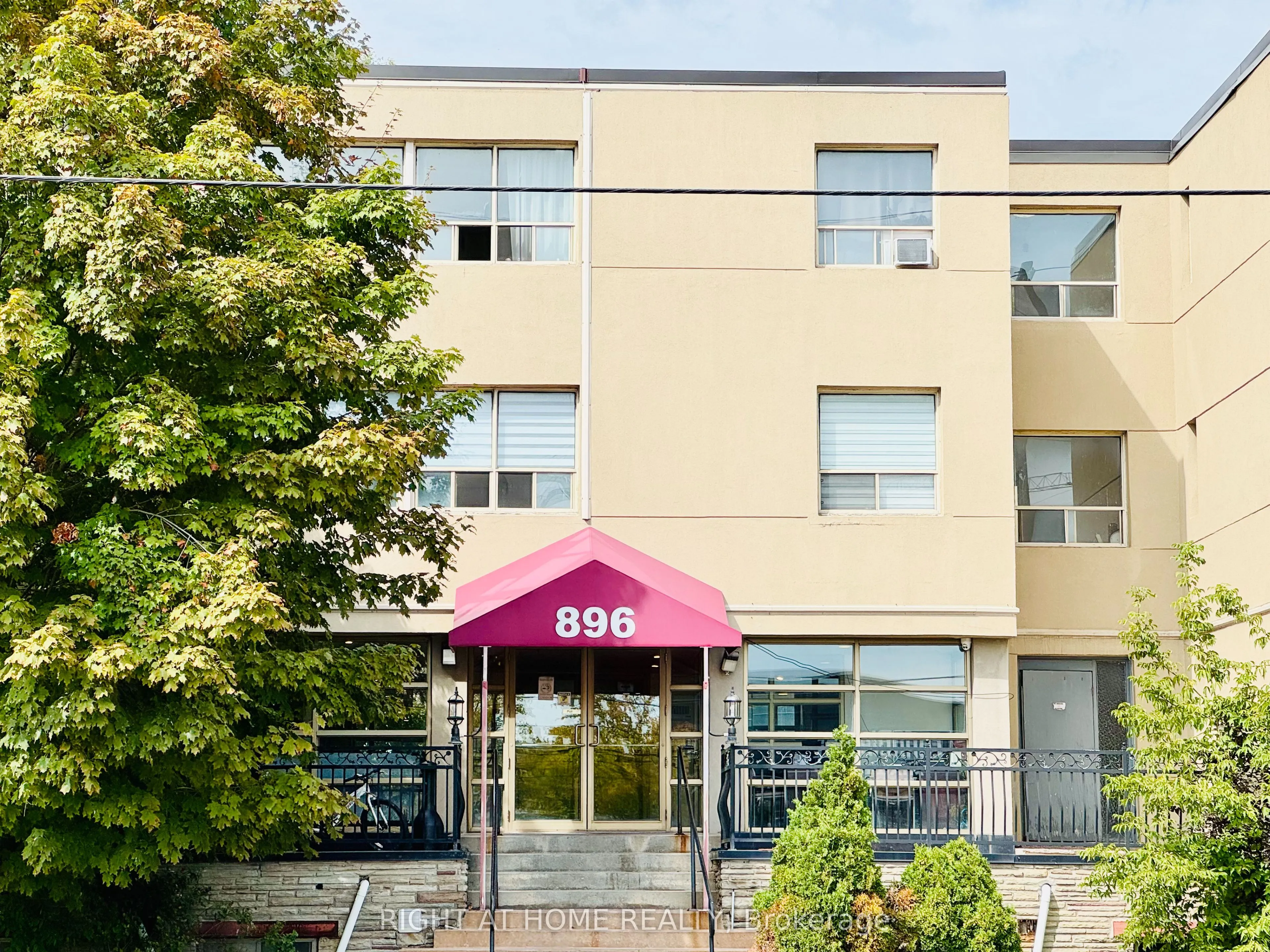 896 Eglinton Avenue E, #302
