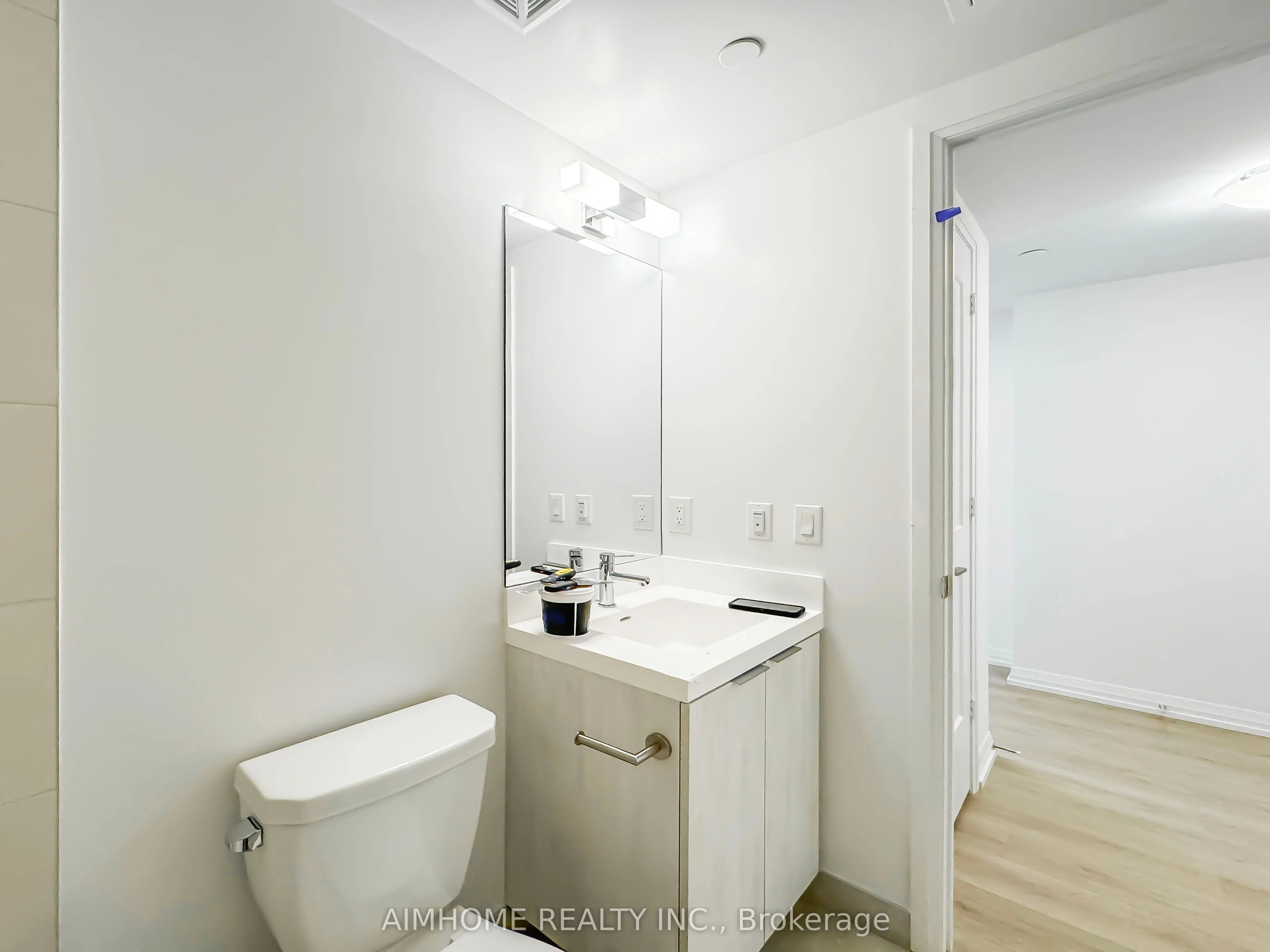 8 Widmer Street, #3503