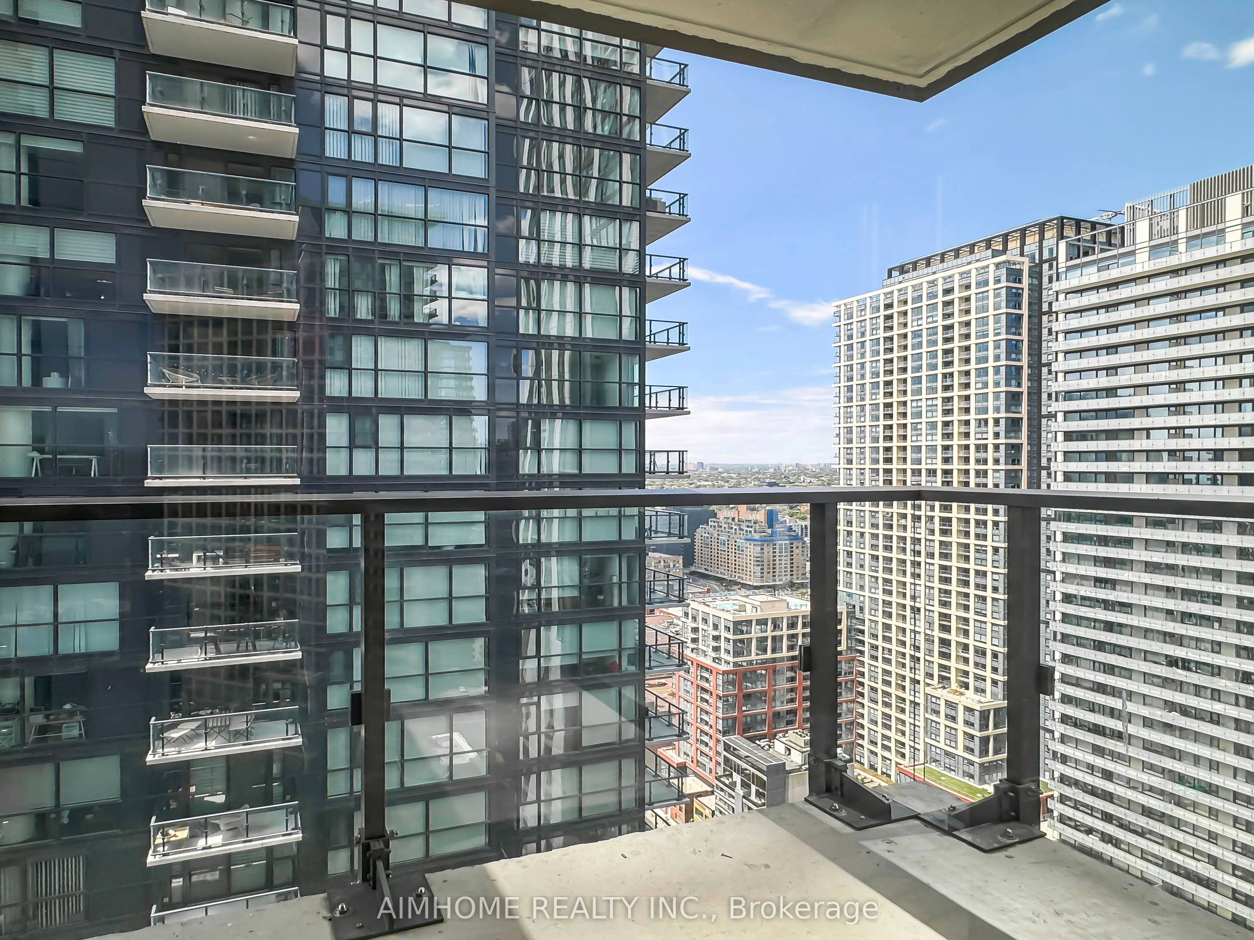 8 Widmer Street, #3503