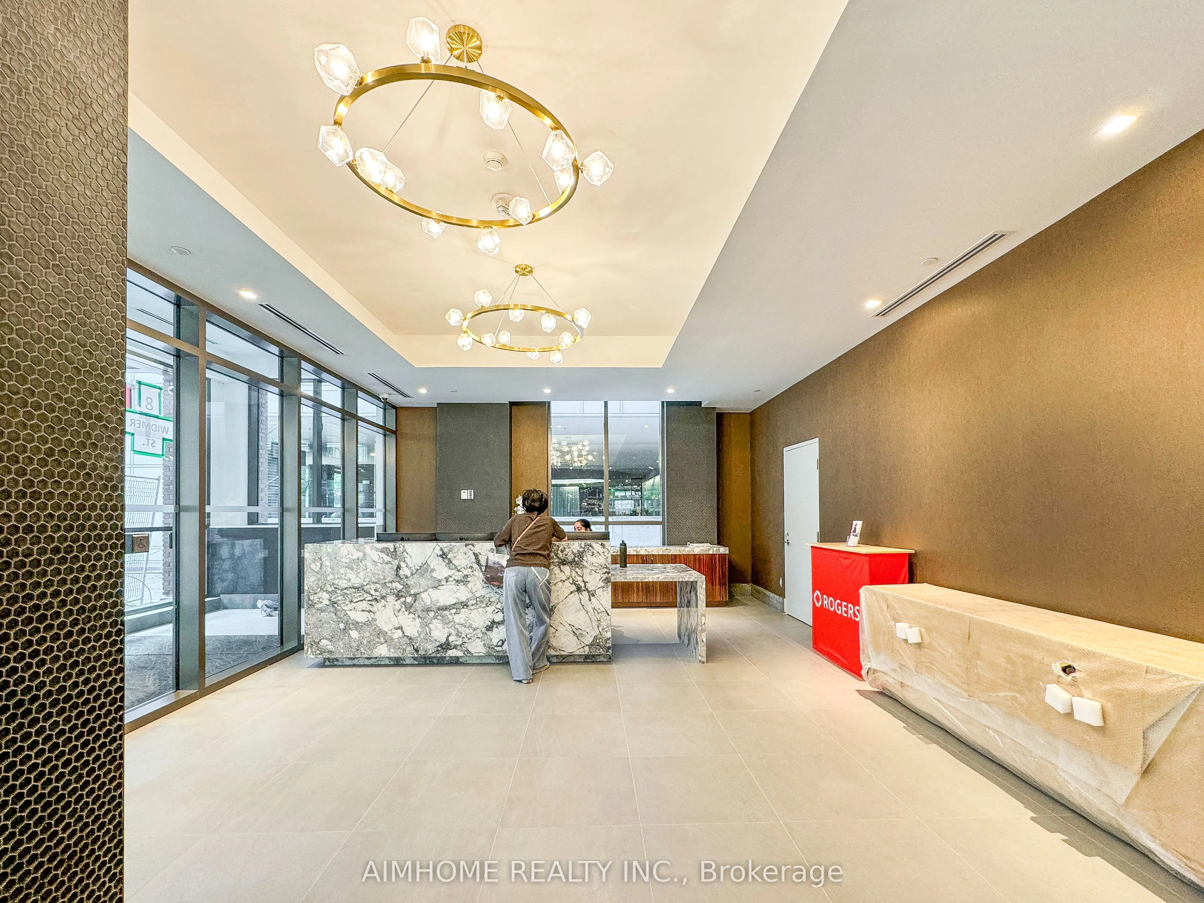 8 Widmer Street, #3503