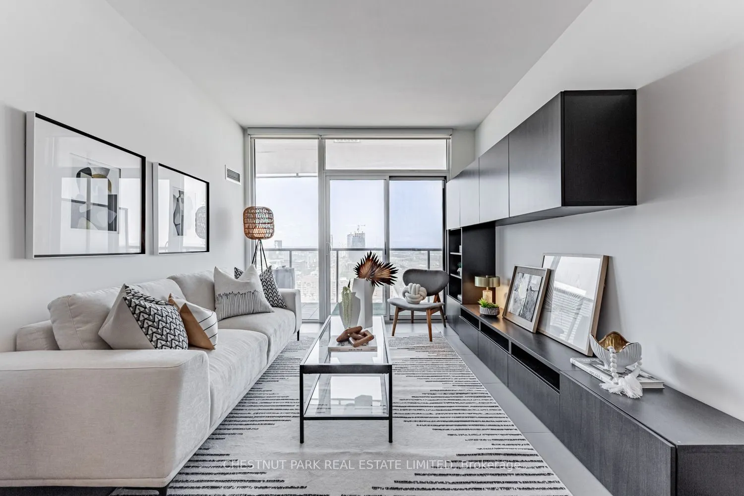1 Market Street, #2206