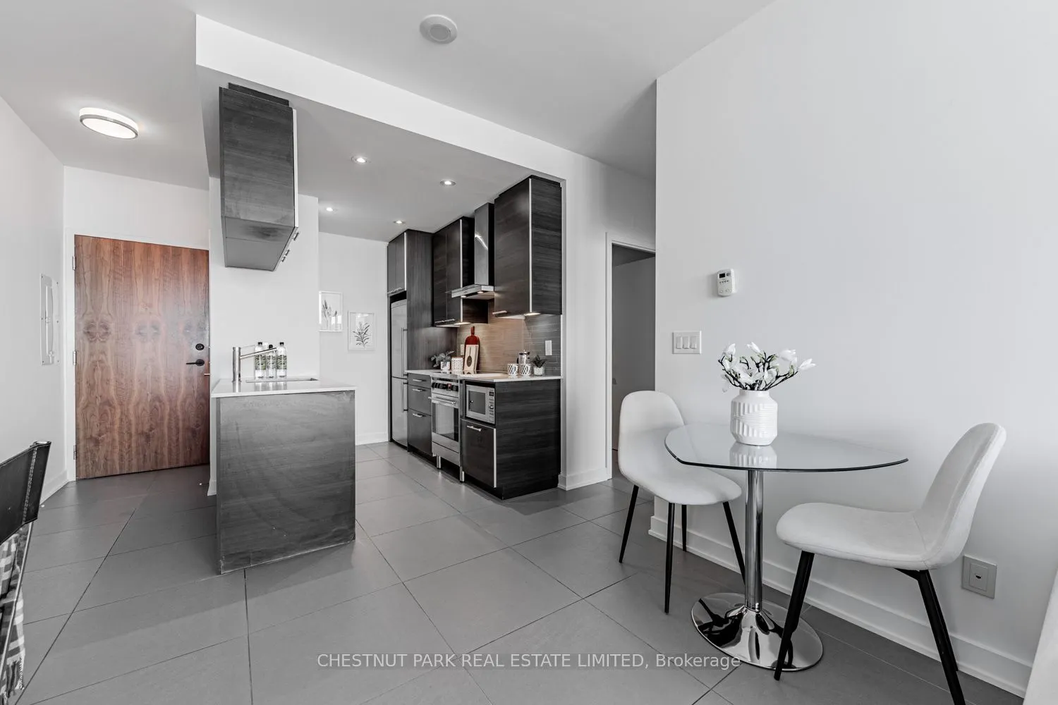 1 Market Street, #2206