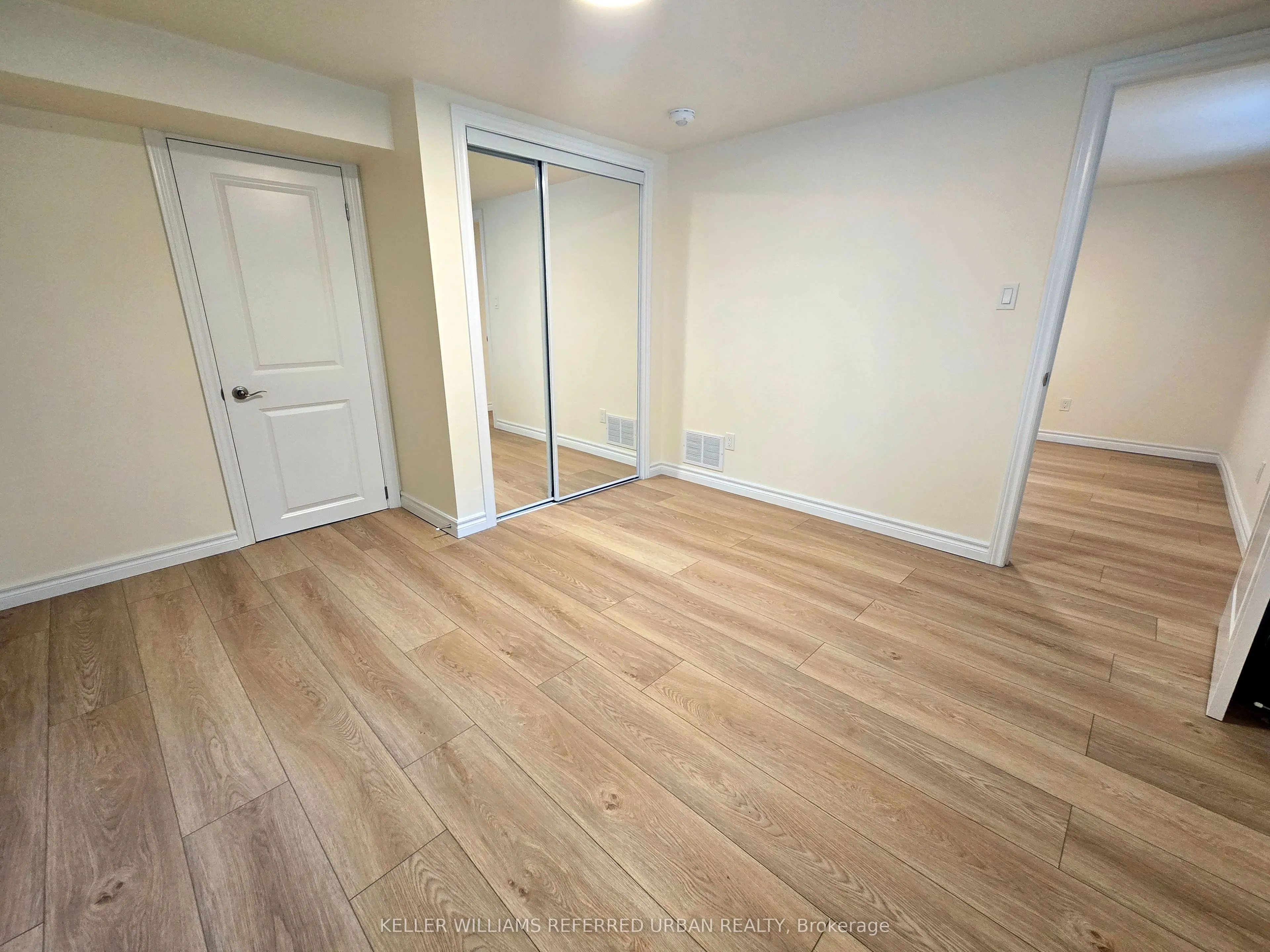 340 Burnett Avenue, #Lower