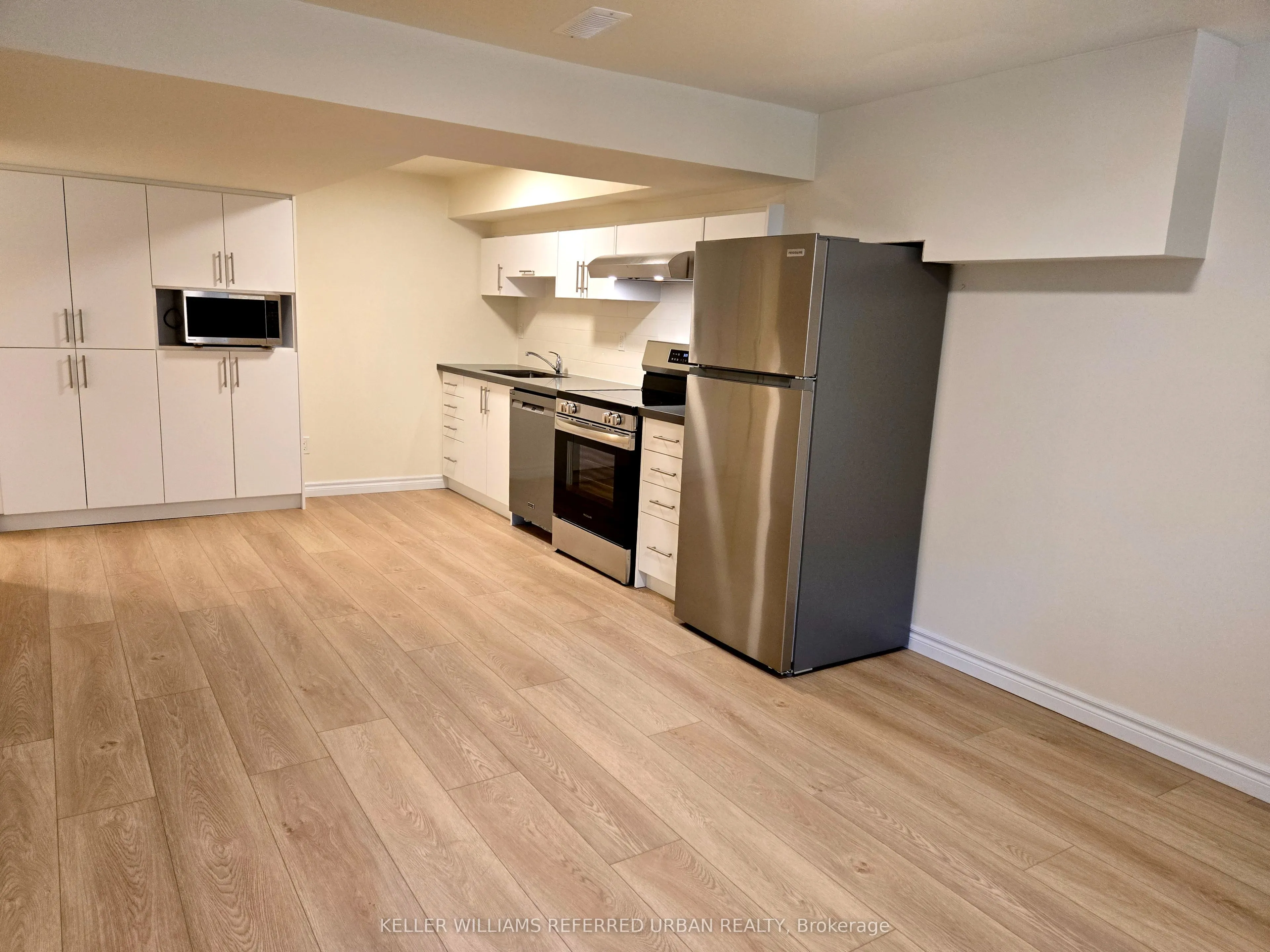 340 Burnett Avenue, #Lower