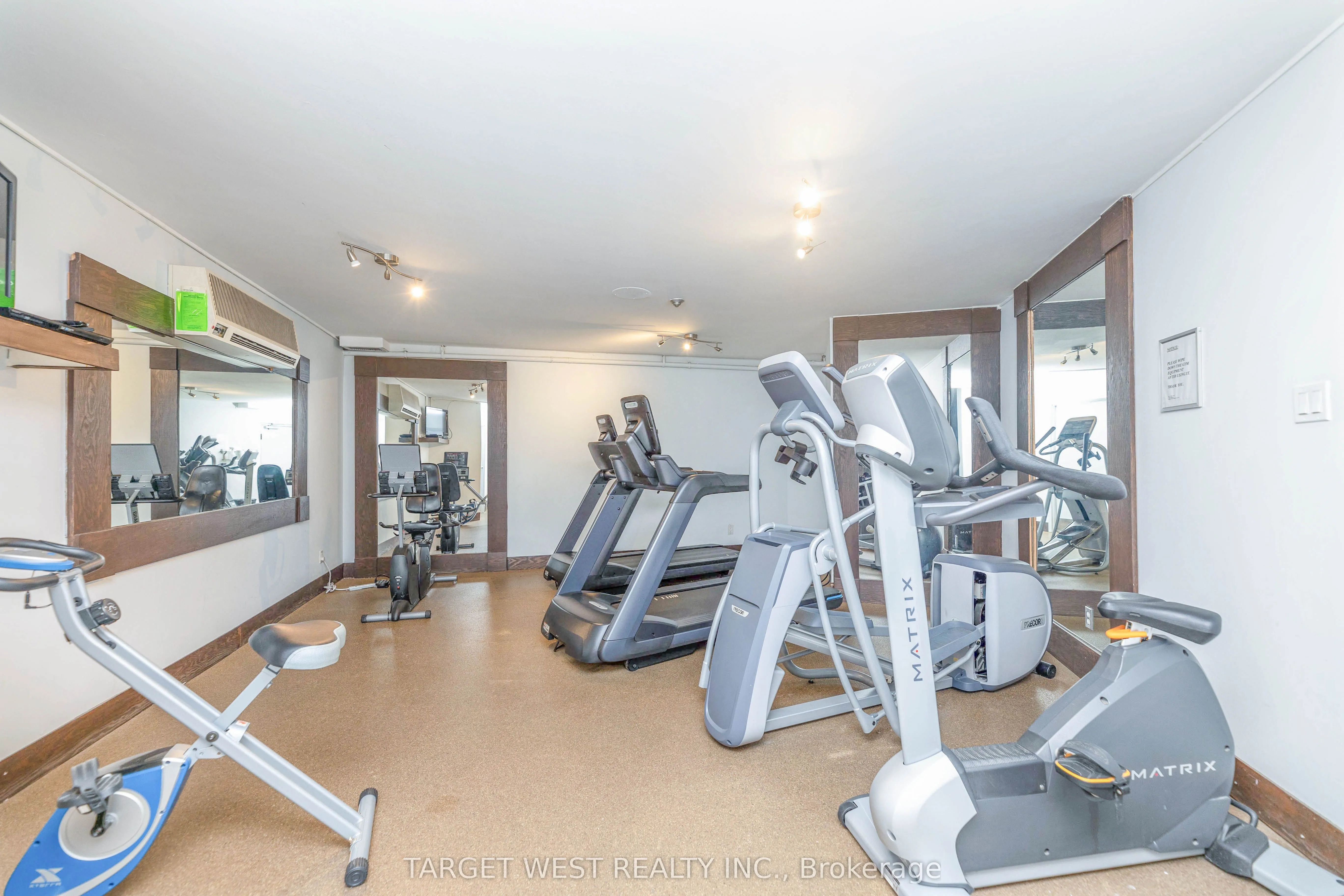 250 Queens Quay W, #1903