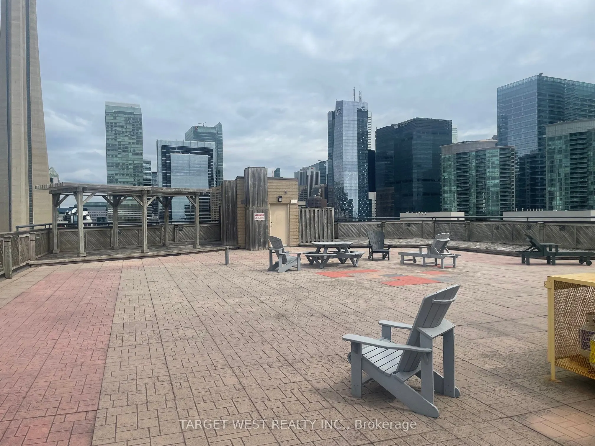 250 Queens Quay W, #1903
