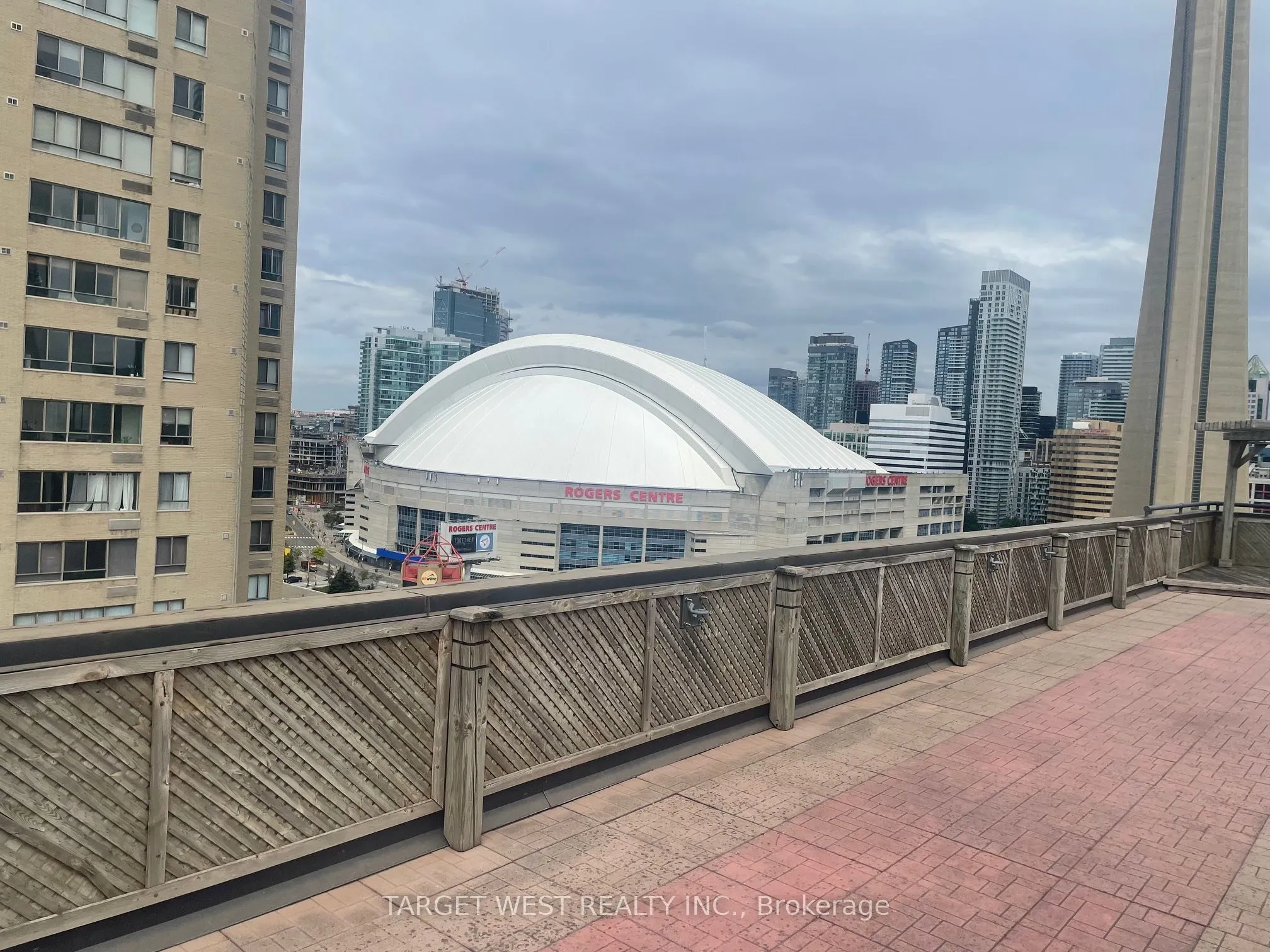 250 Queens Quay W, #1903