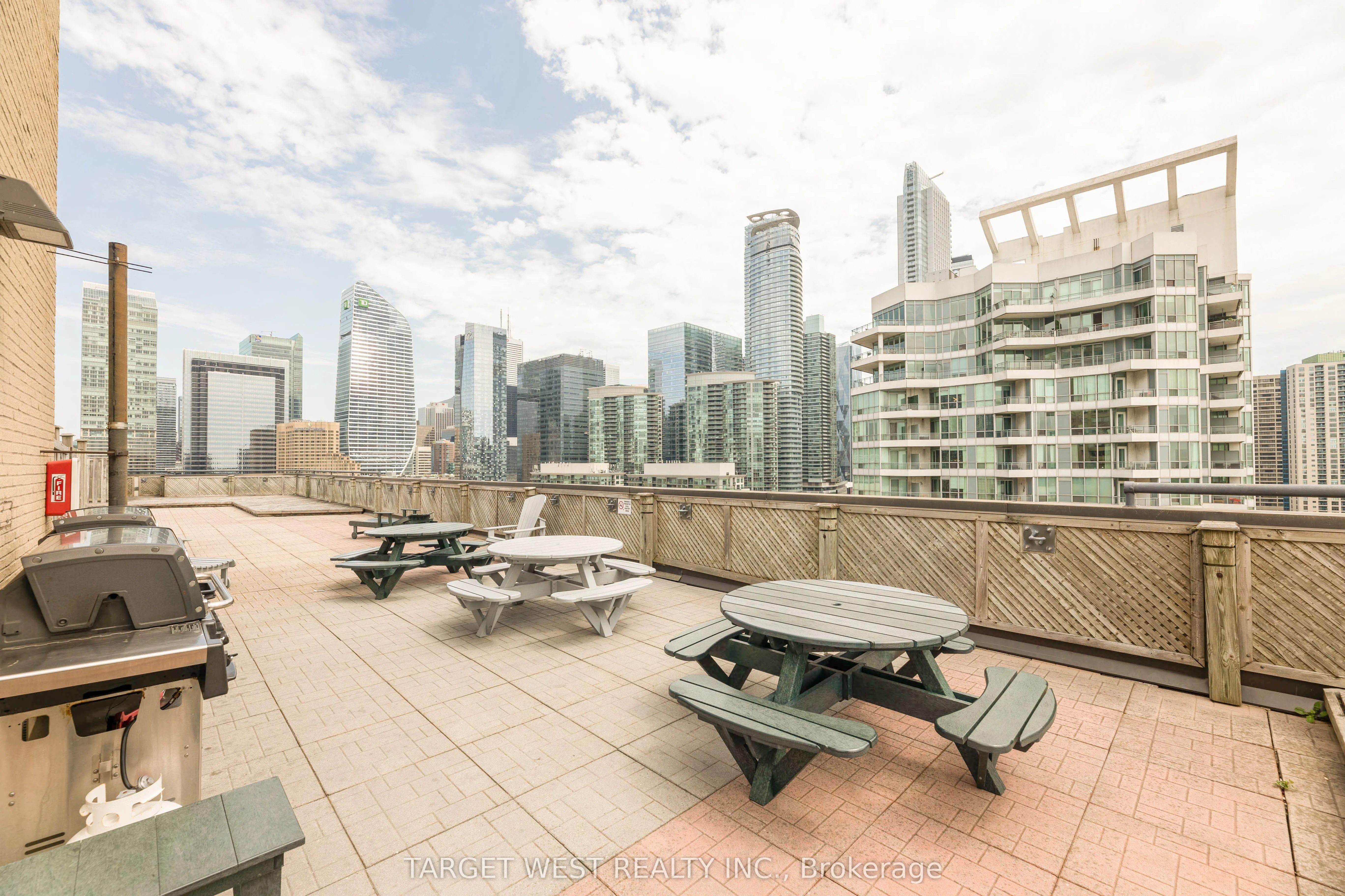 250 Queens Quay W, #1903