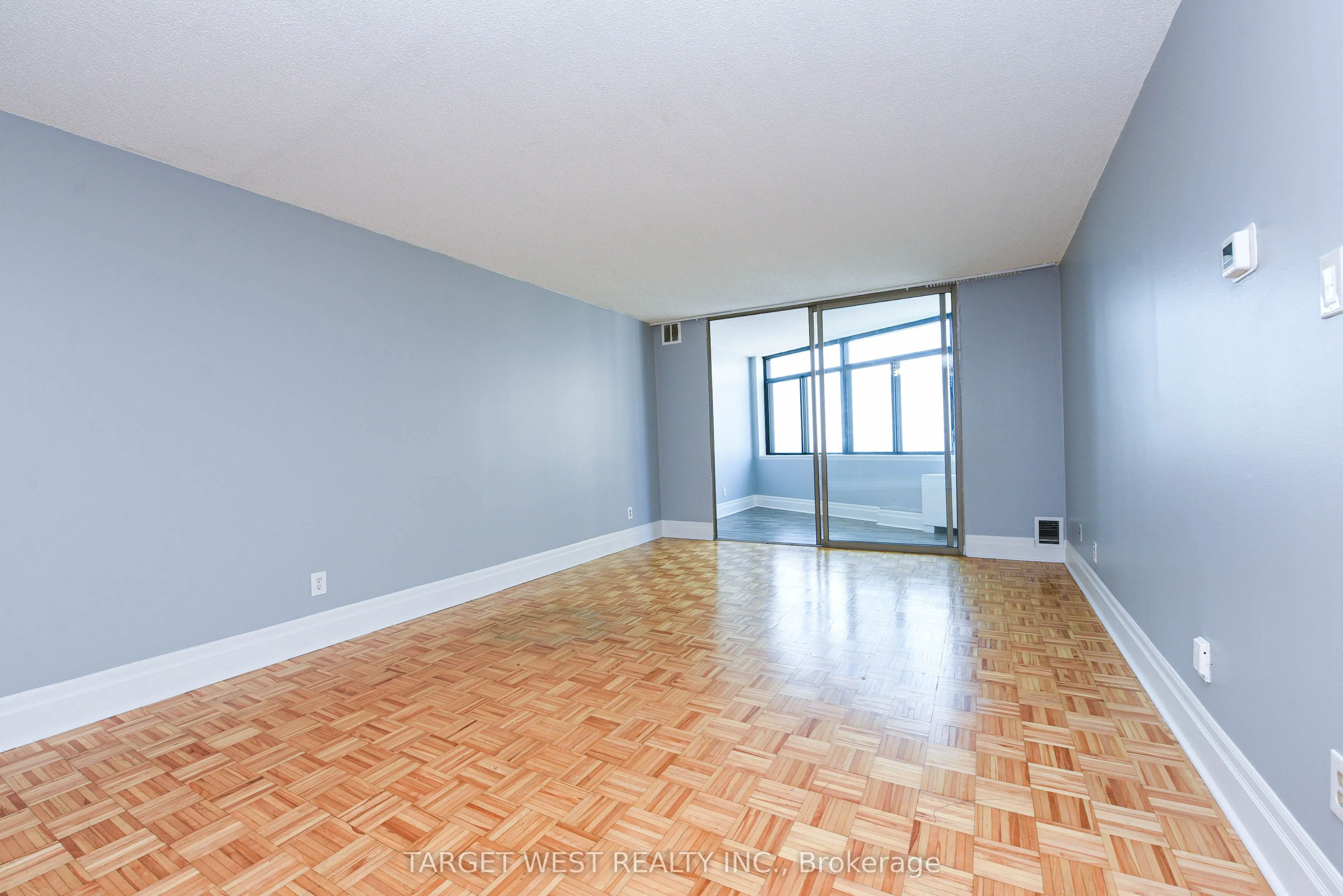 250 Queens Quay W, #1903