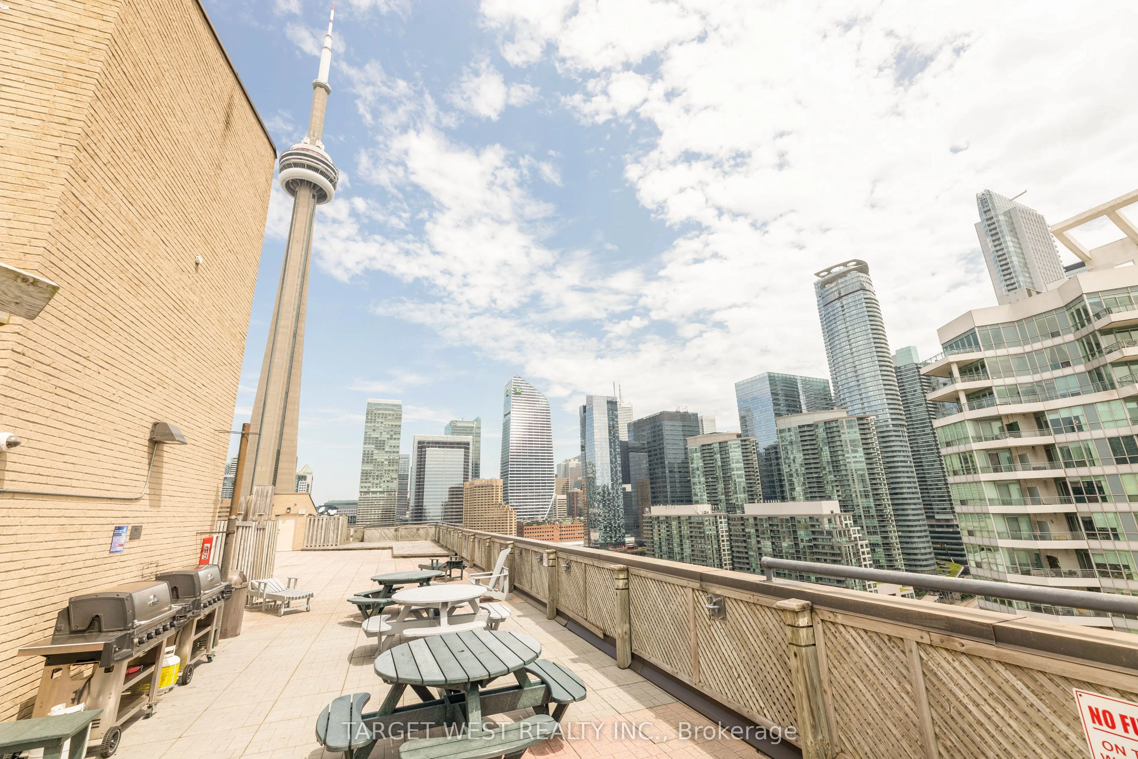 250 Queens Quay W, #1903