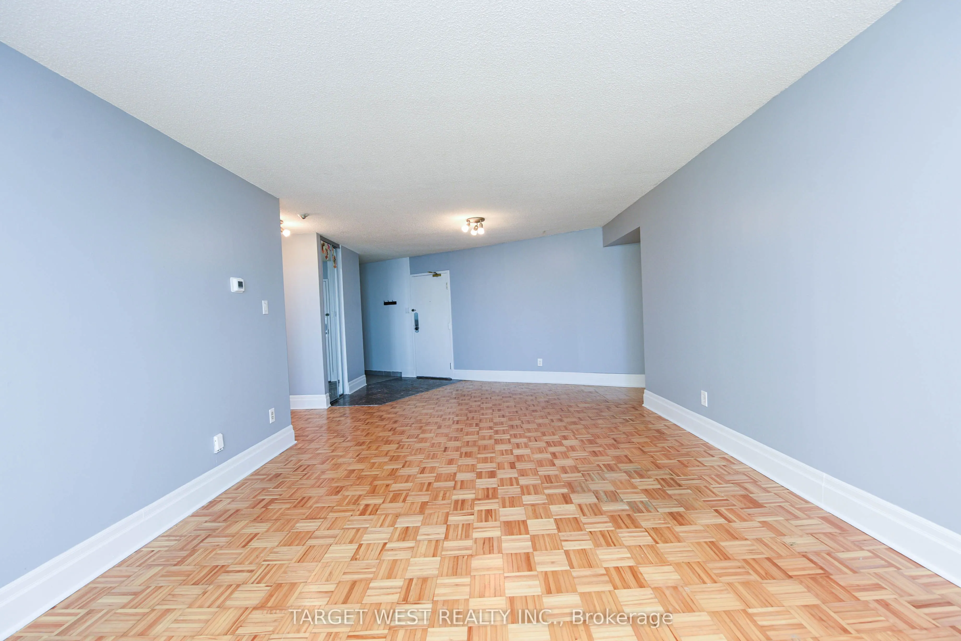 250 Queens Quay W, #1903