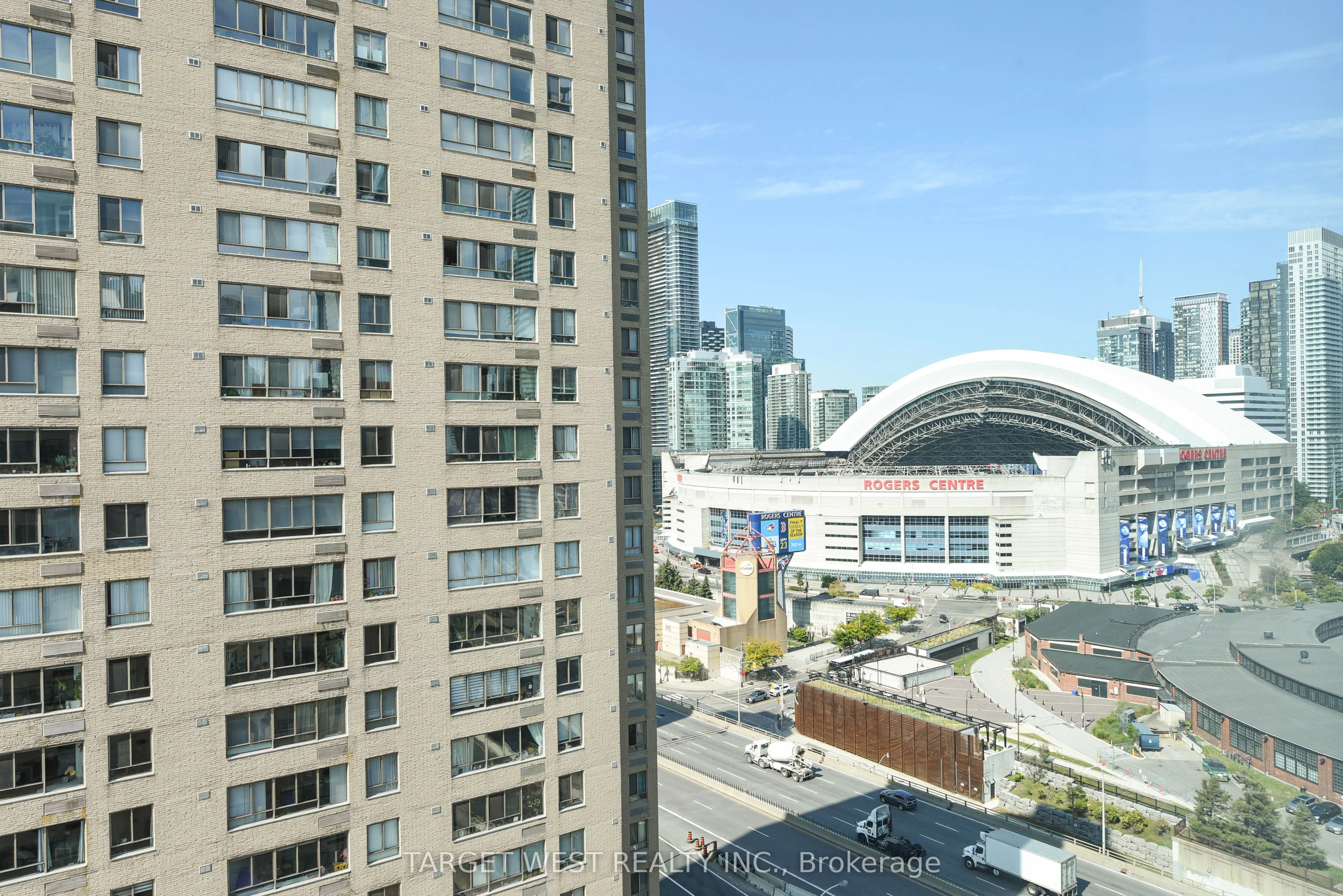 250 Queens Quay W, #1903