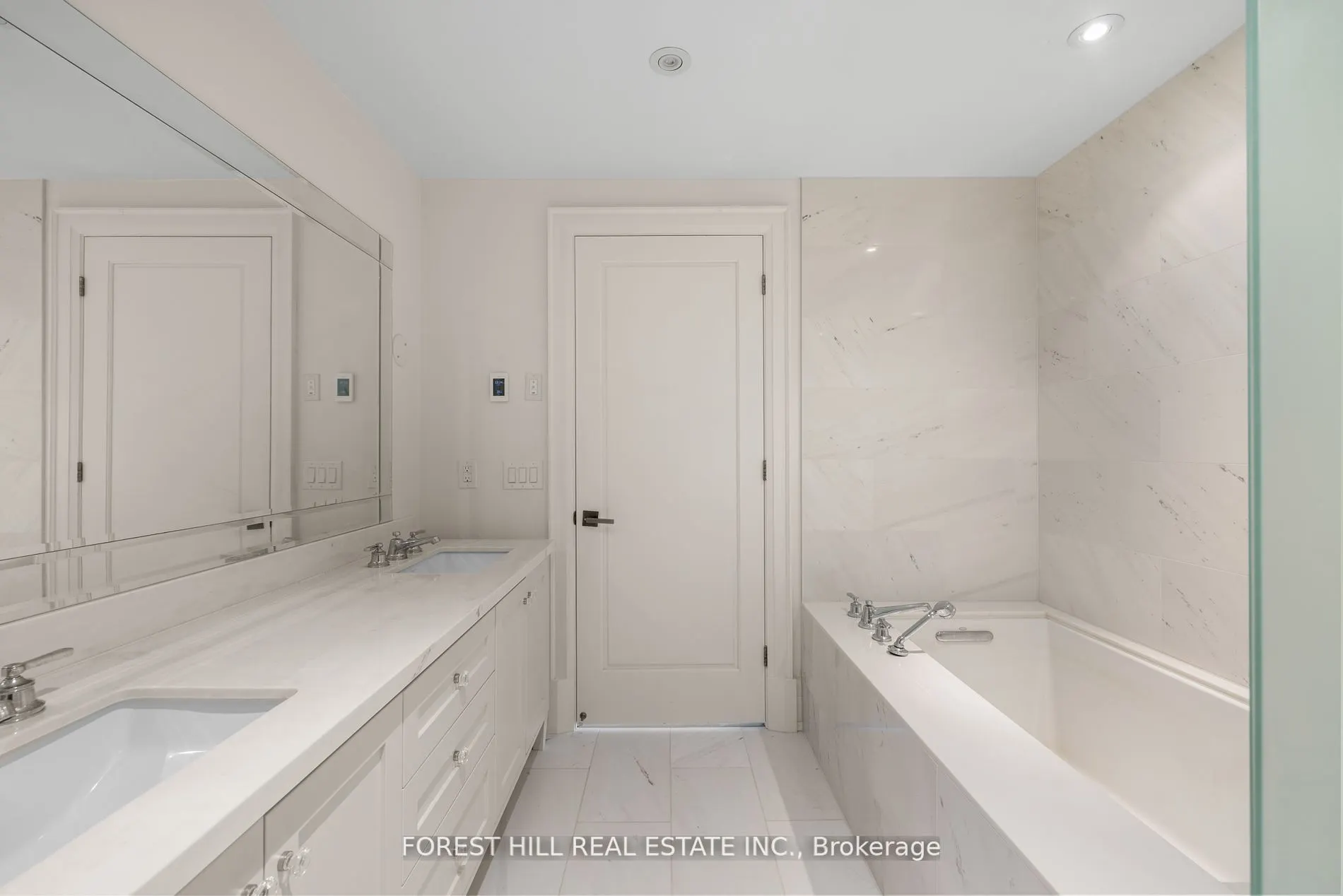 181 Davenport Road, #806