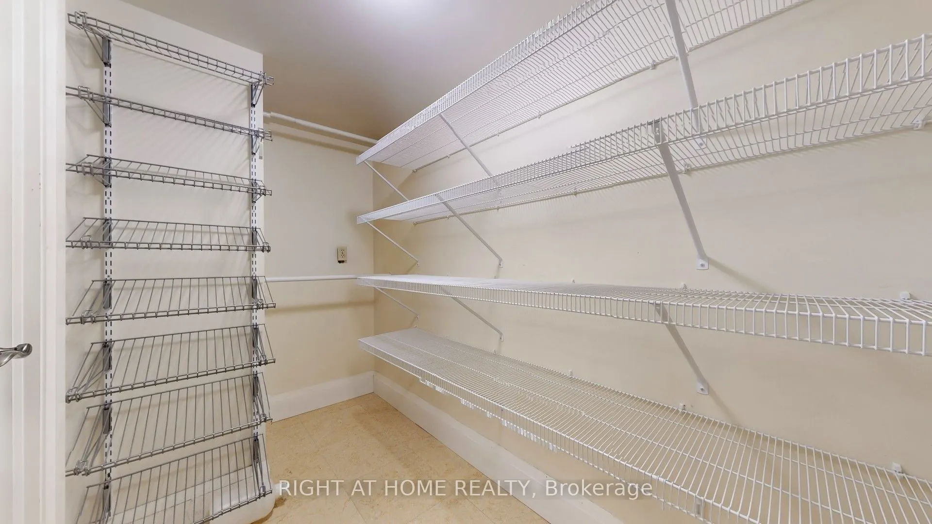 100 Antibes Drive, #2805