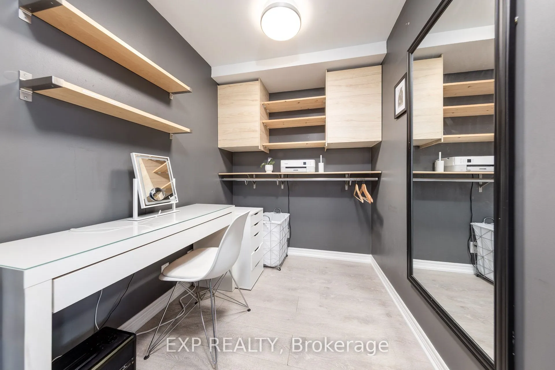 212 Eglinton Avenue E, #1510