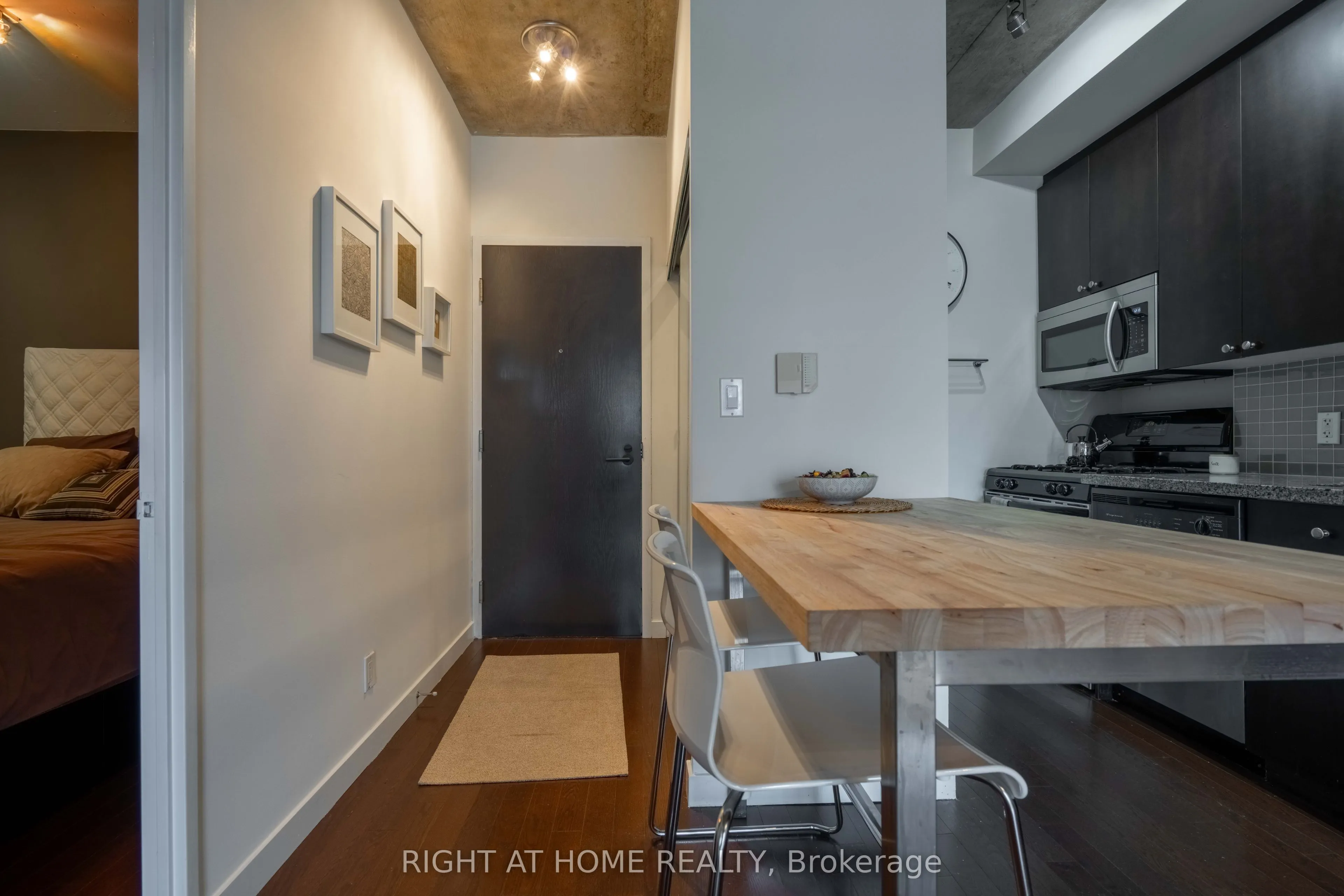1 Shaw Street, #413