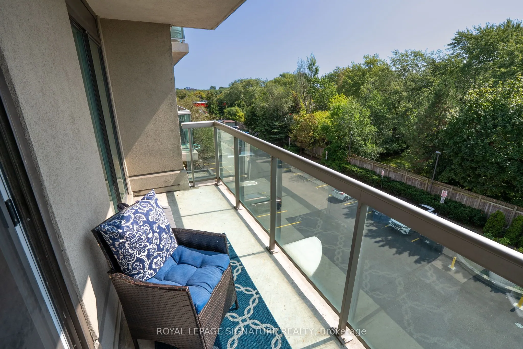 935 Sheppard Avenue W, #402