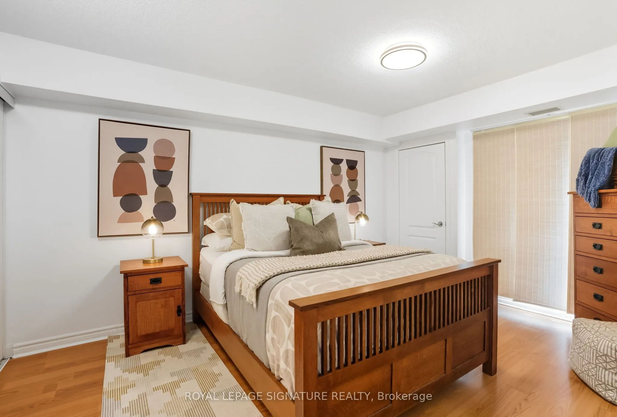 935 Sheppard Avenue W, #402