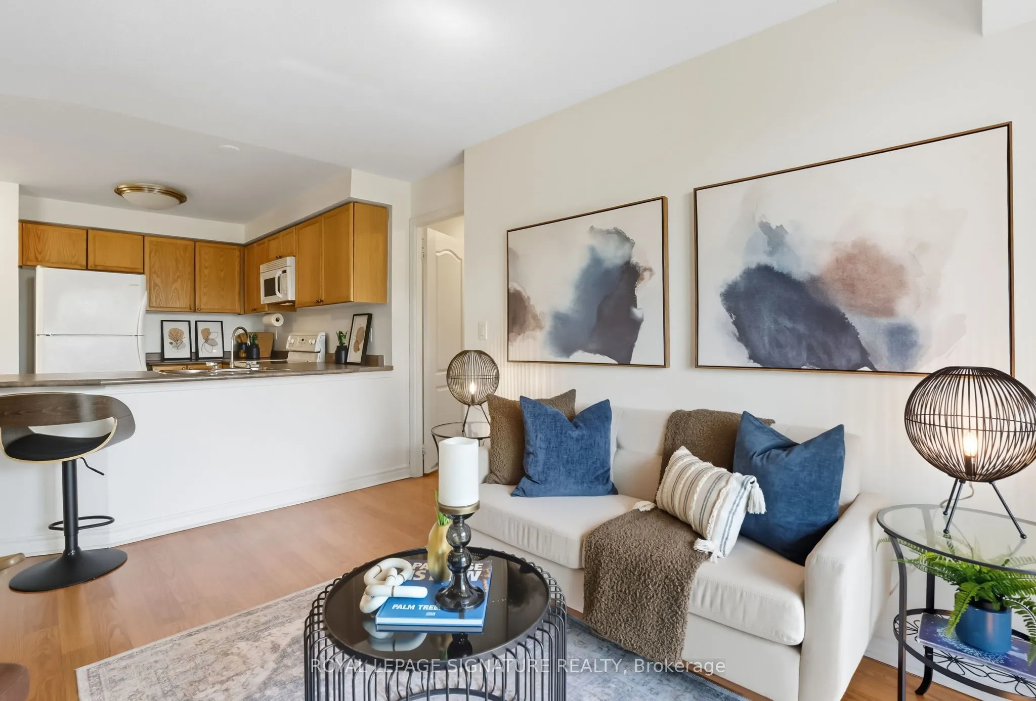 935 Sheppard Avenue W, #402