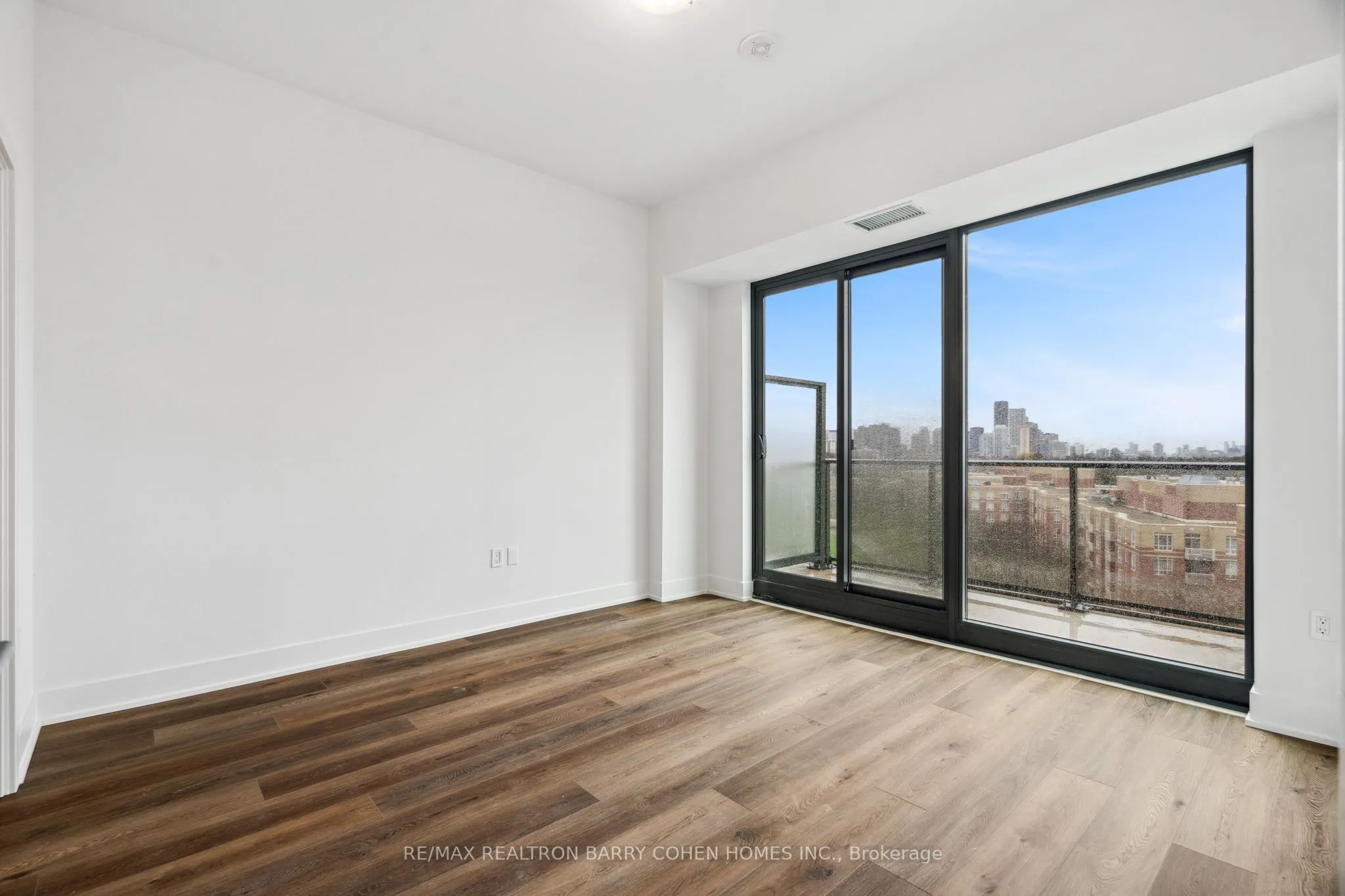 250 Lawrence Avenue W, #906