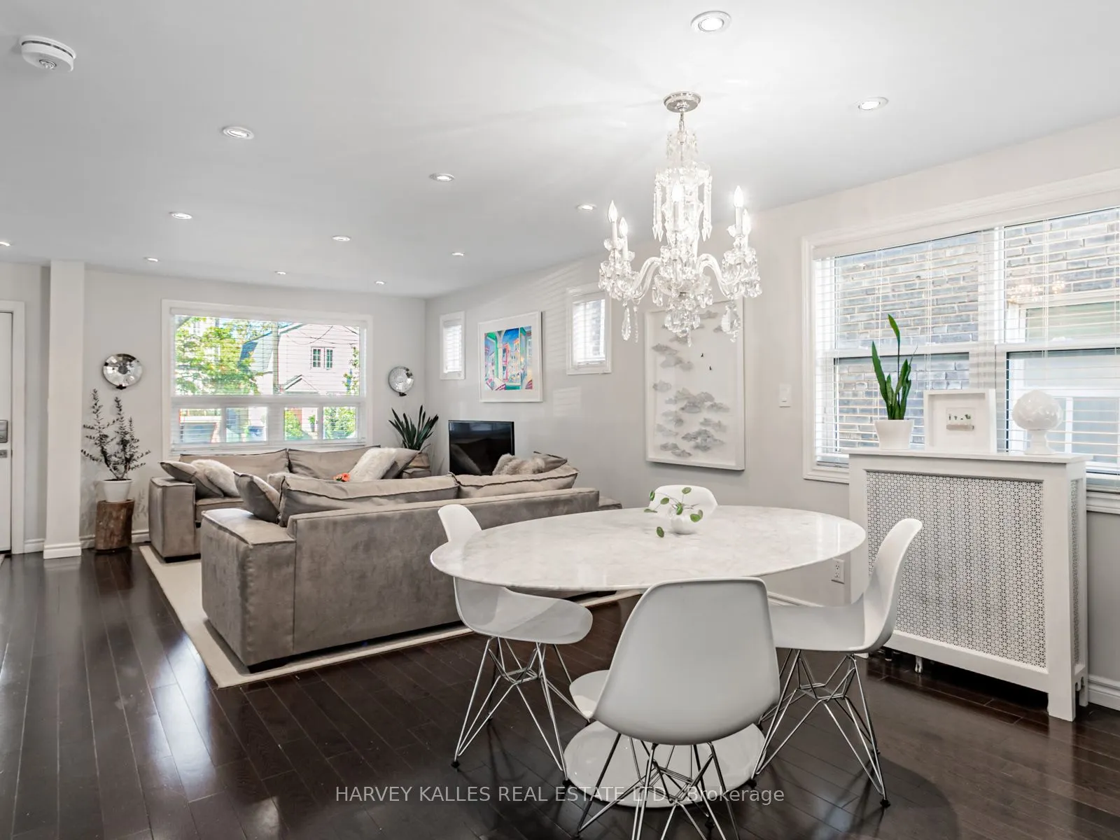 365 Atlas Avenue