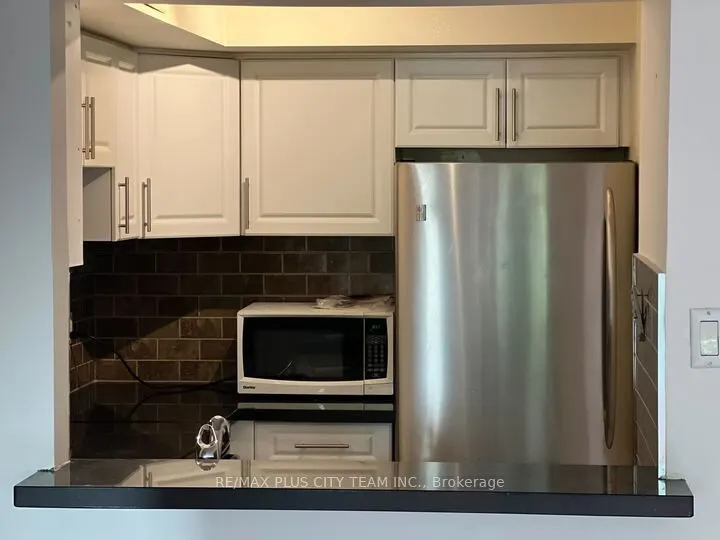 92 King Street E, #206