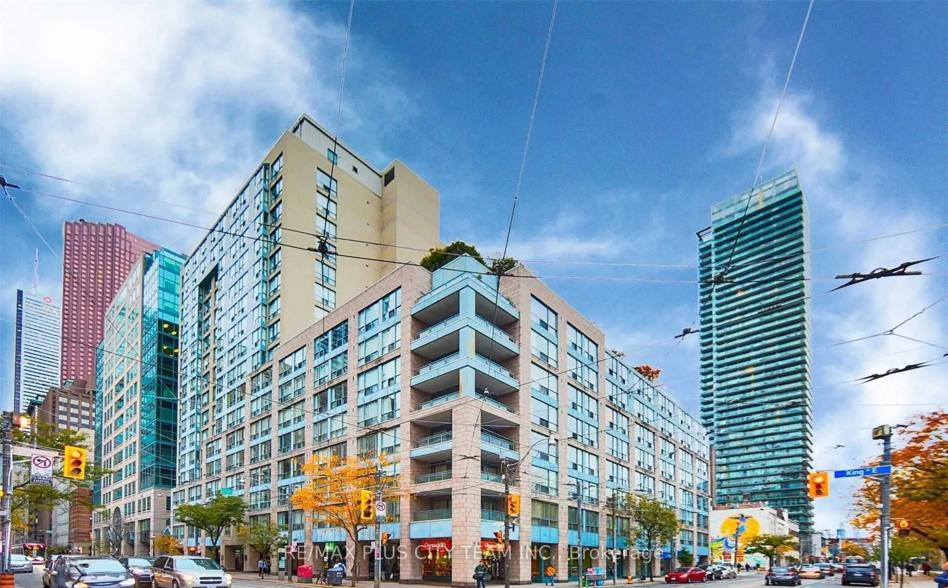 92 King Street E, #206