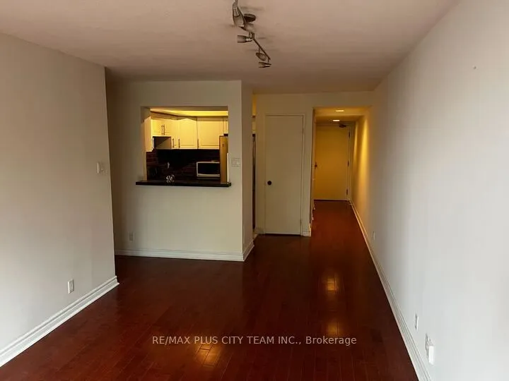 92 King Street E, #206