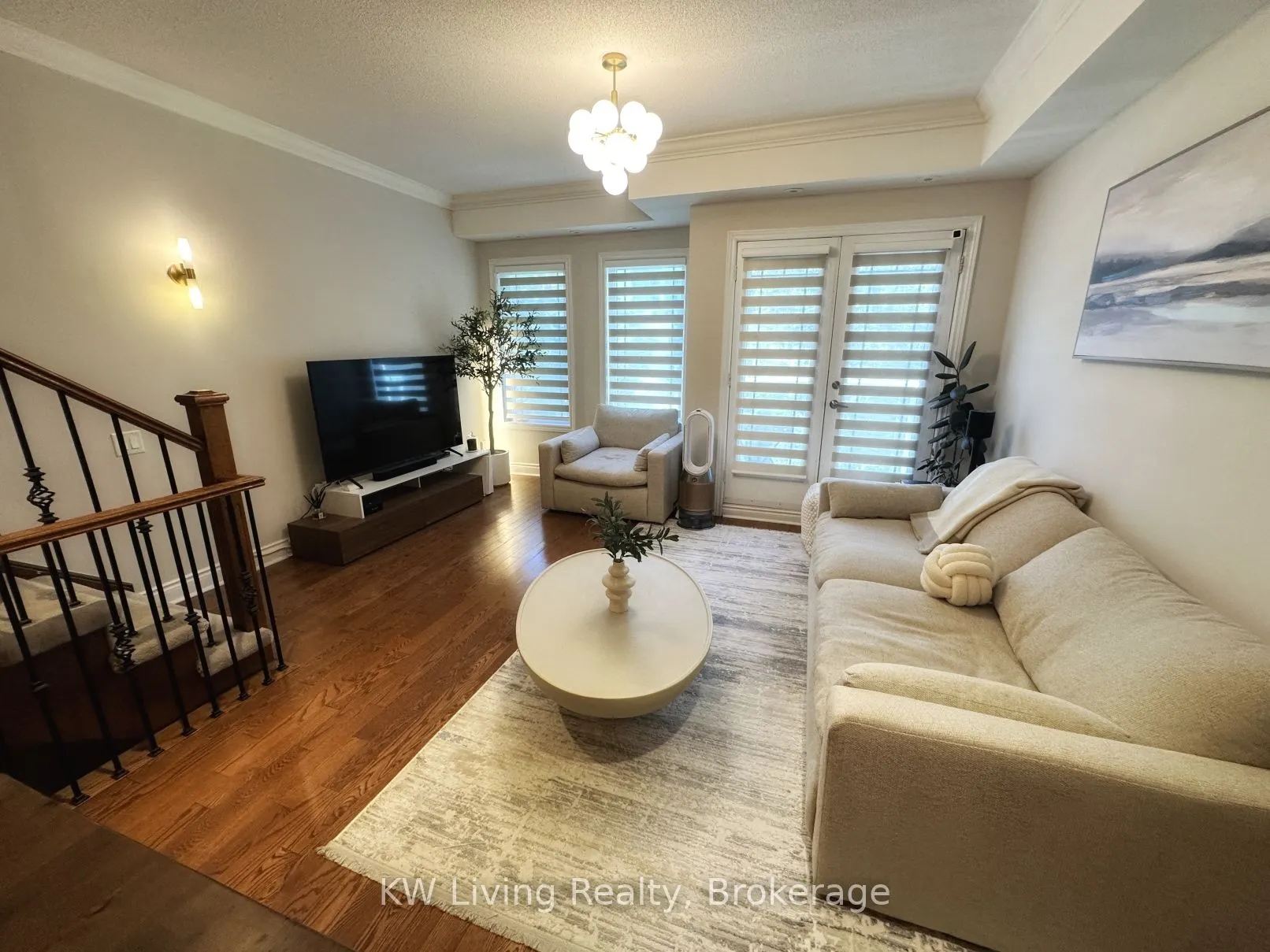 70 Byng Avenue, #15