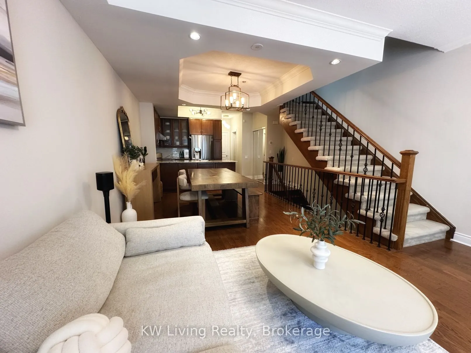 70 Byng Avenue, #15