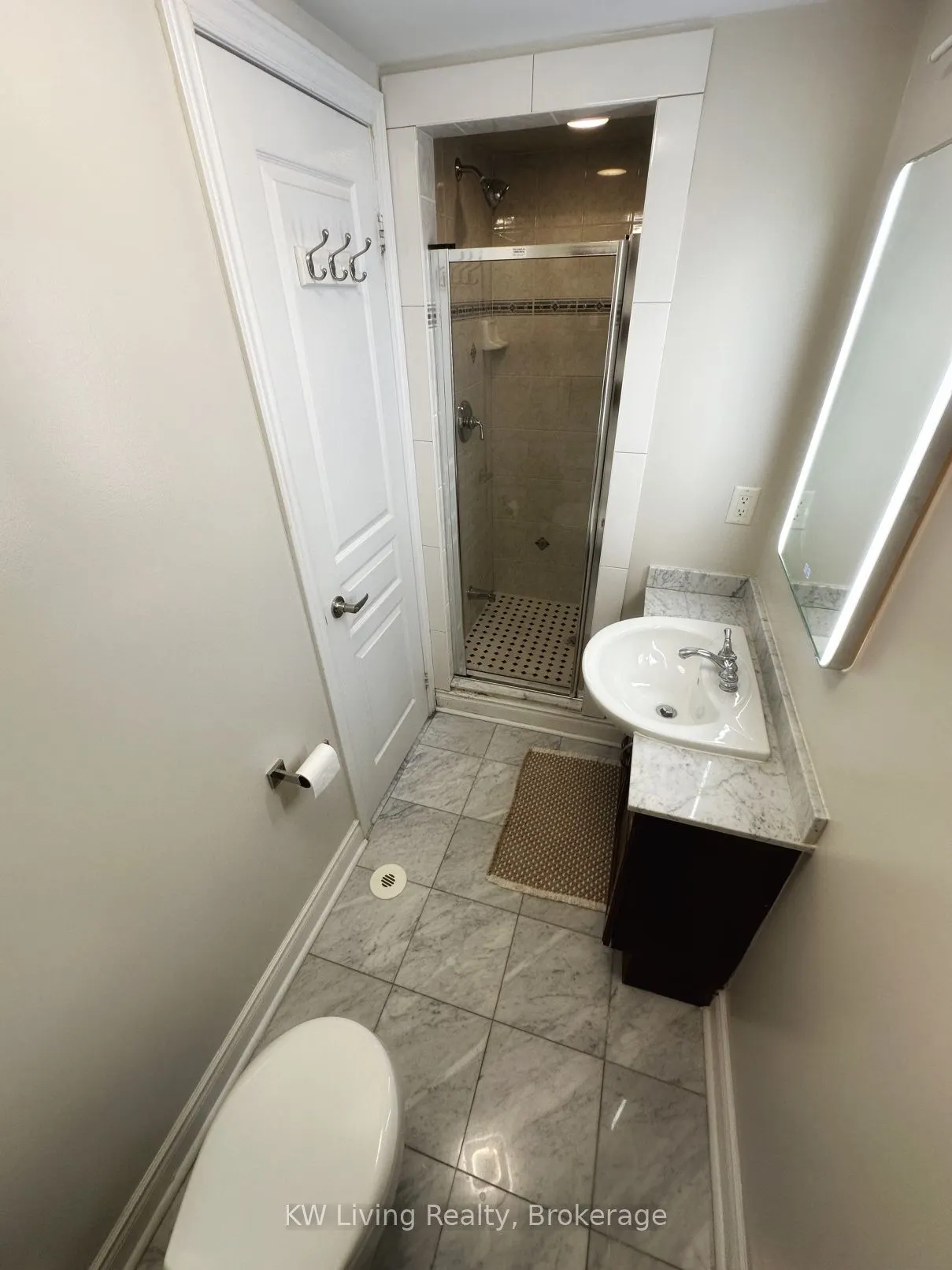 70 Byng Avenue, #15