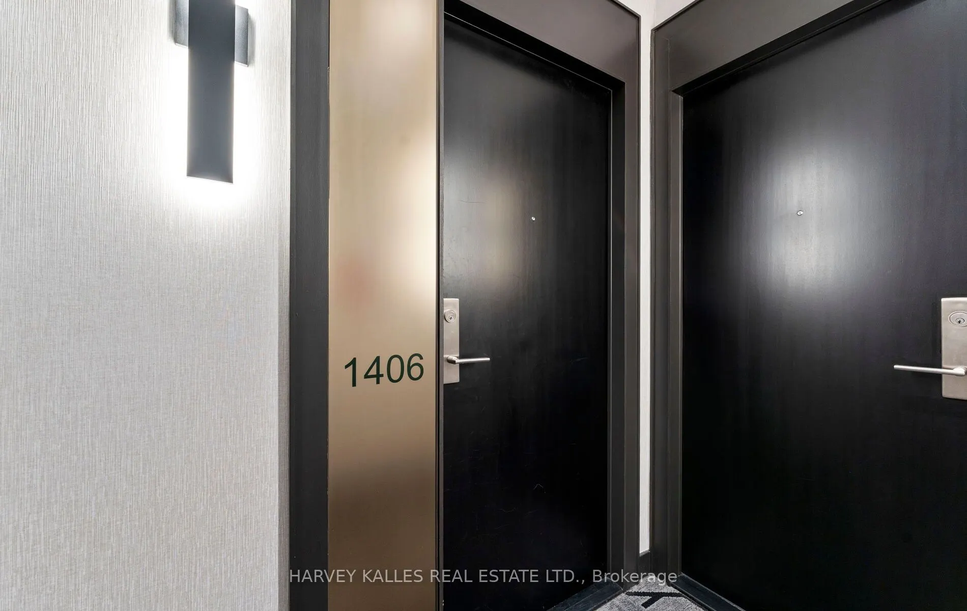 88 Broadway Avenue, #1406