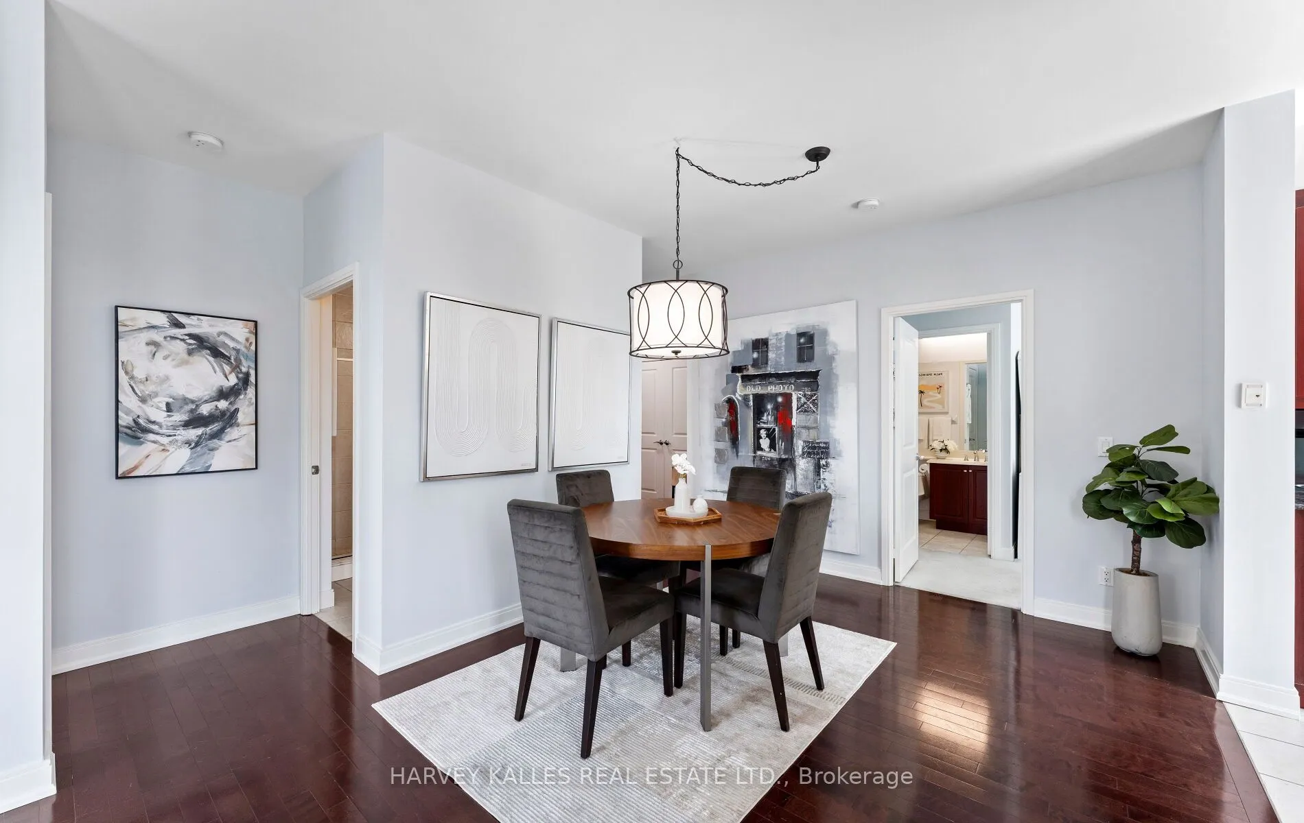 88 Broadway Avenue, #1406