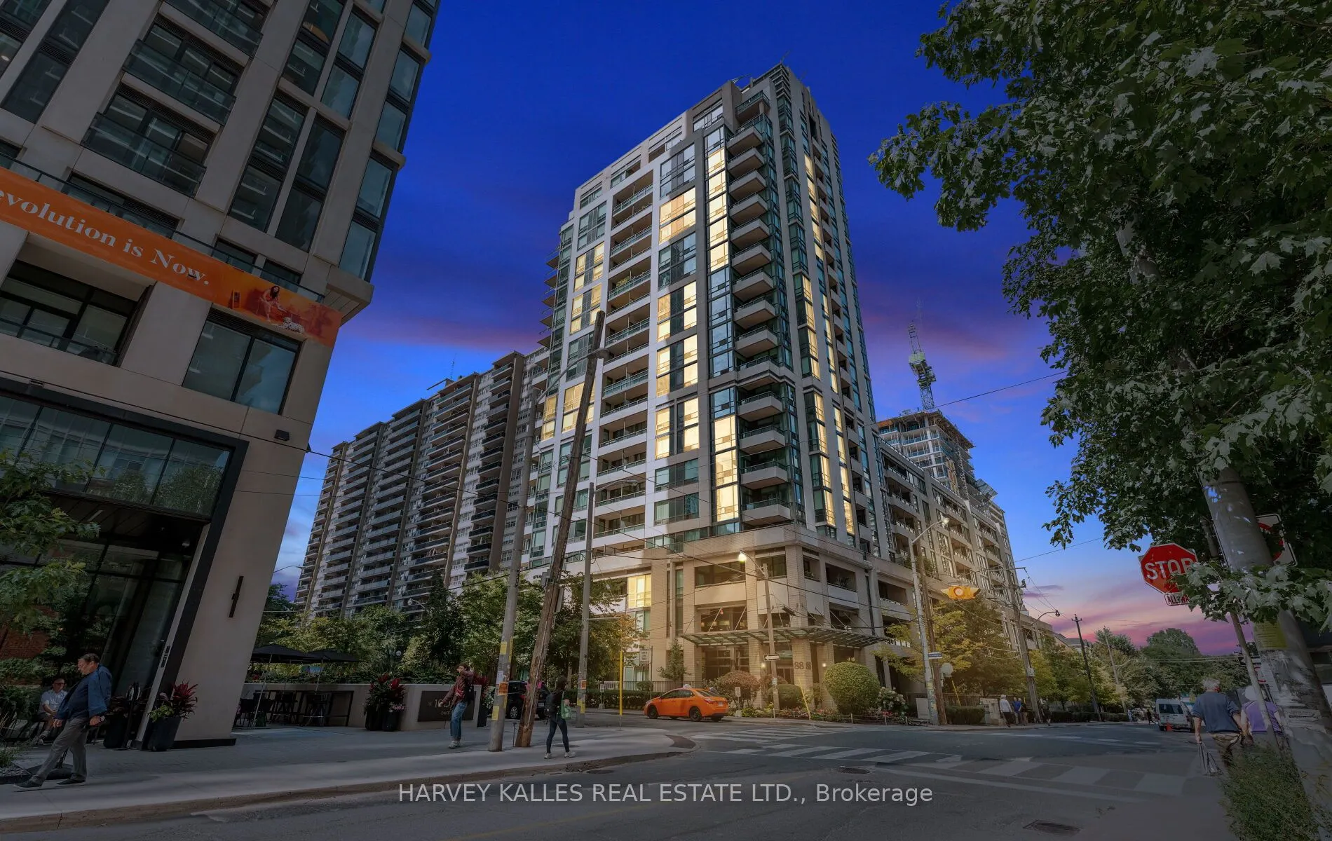 88 Broadway Avenue, #1406