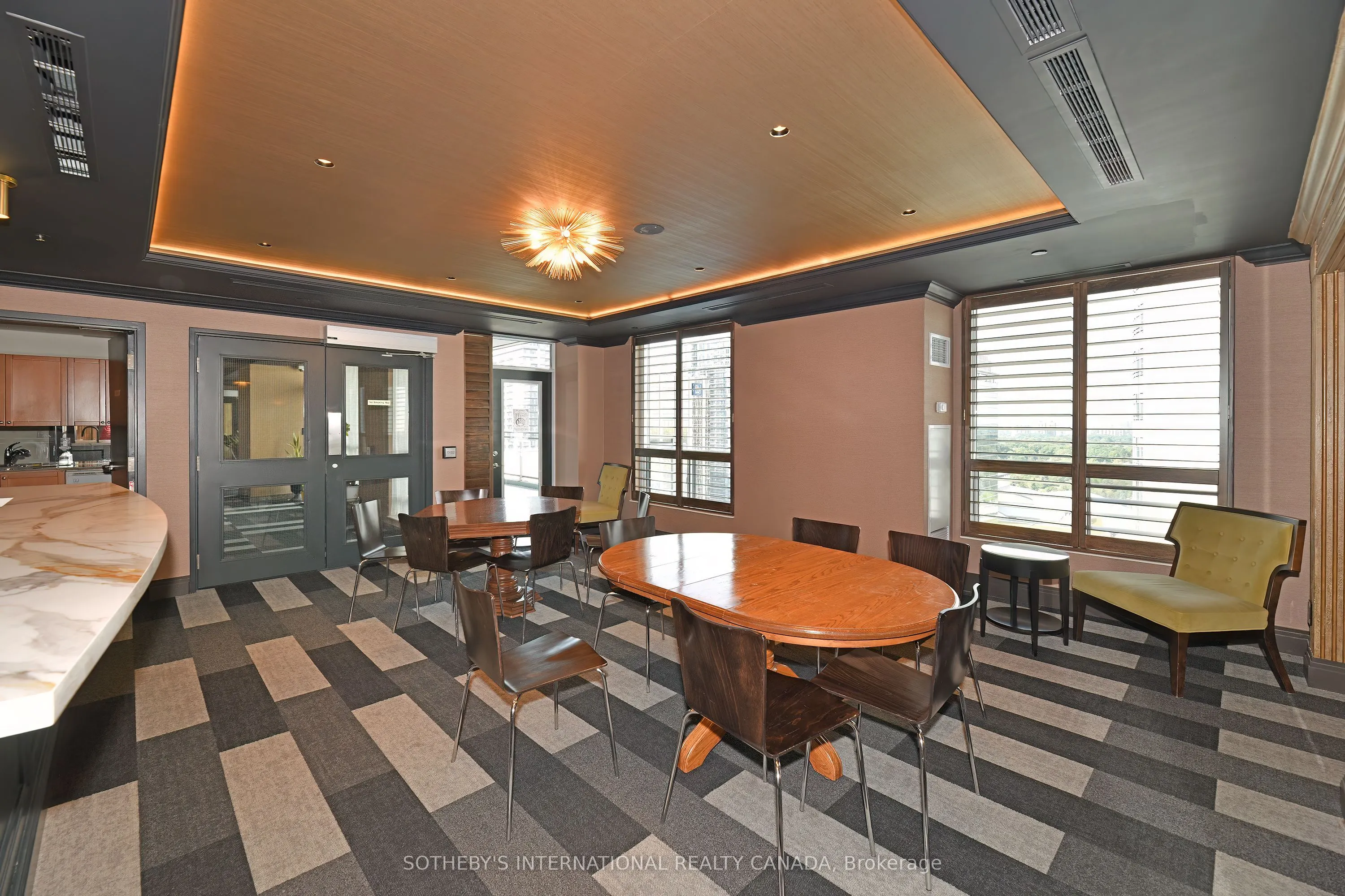 188 Doris Avenue, #1704
