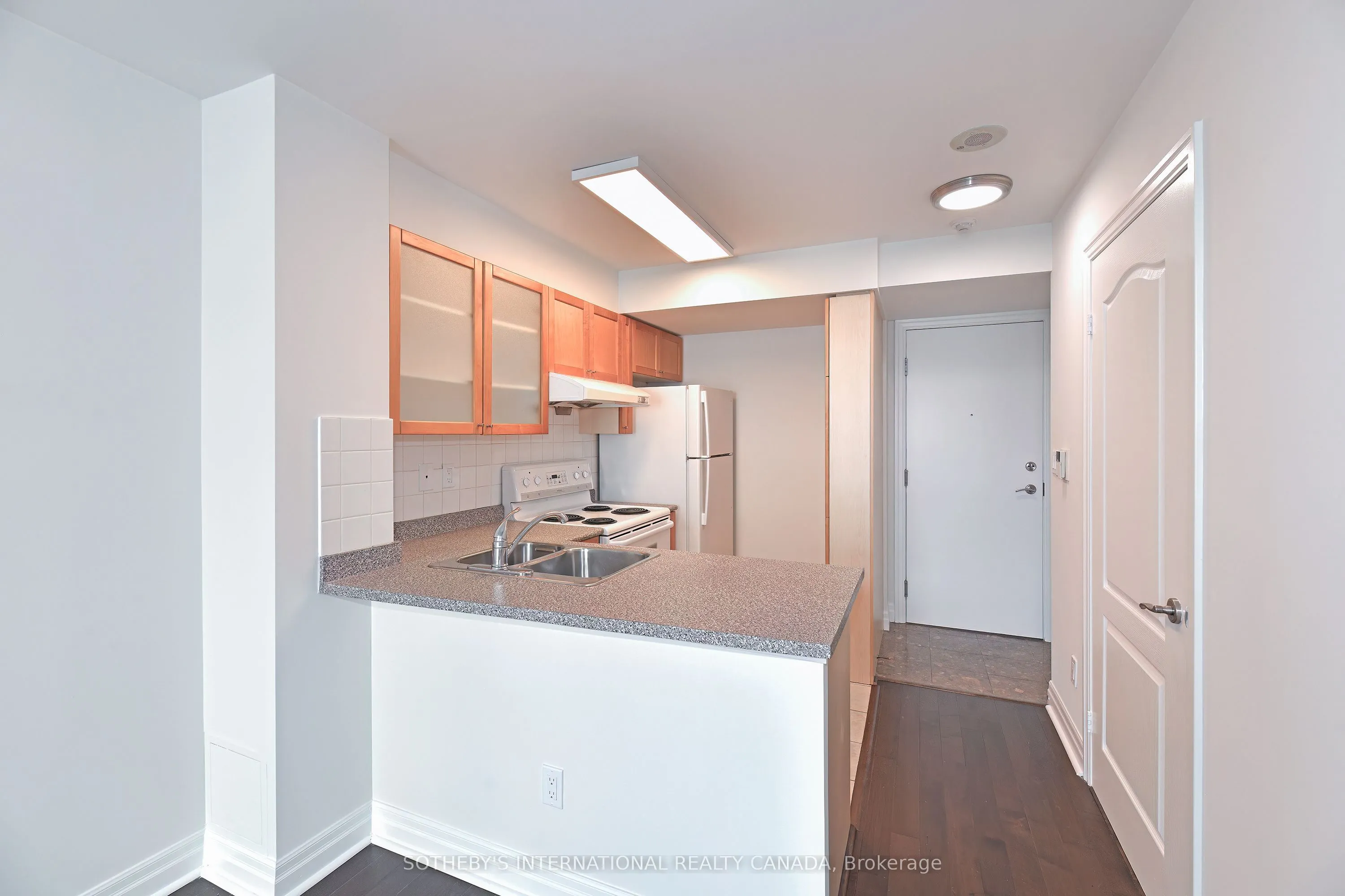 188 Doris Avenue, #1704