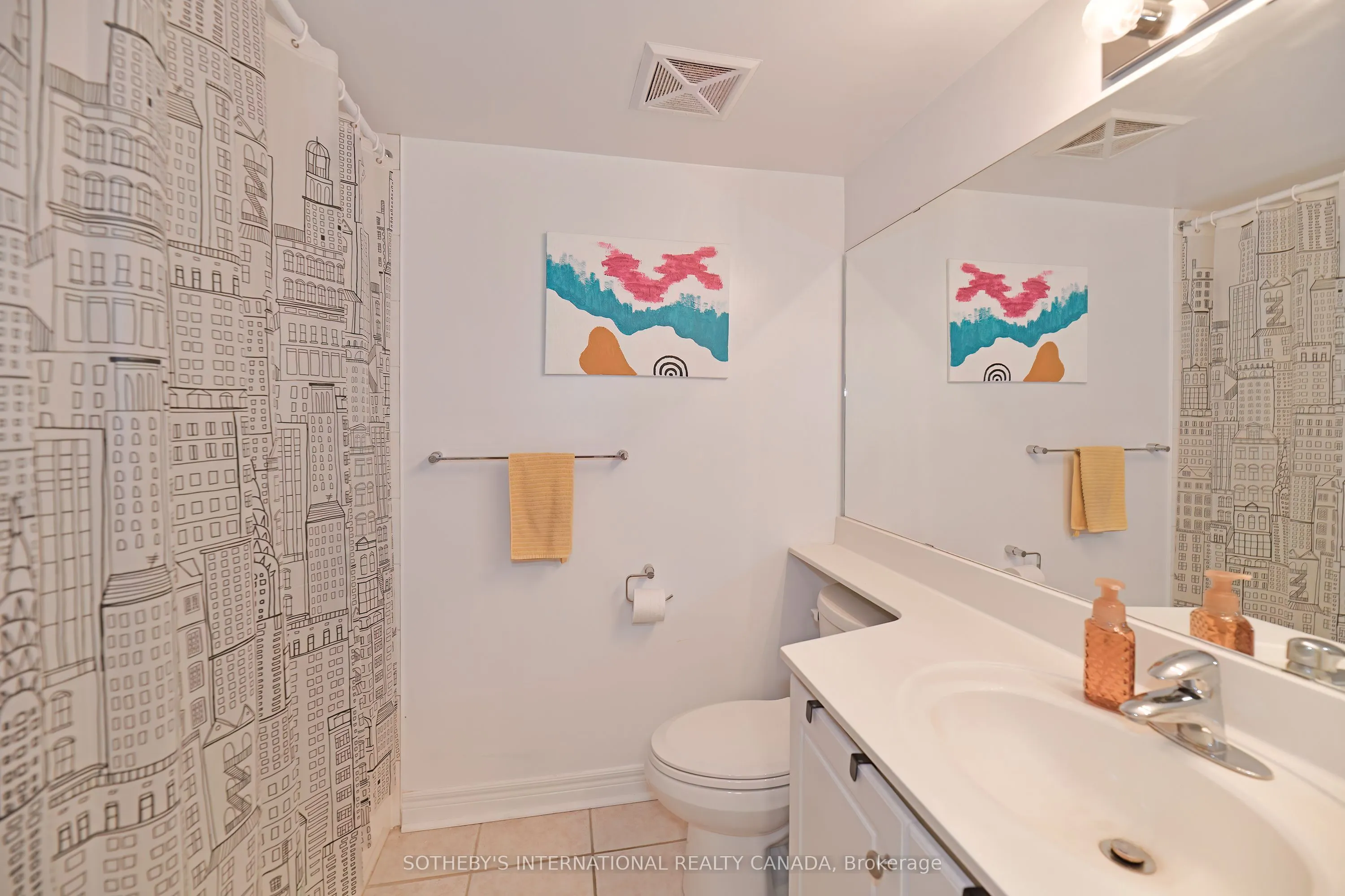 212 Eglinton Avenue E, #307