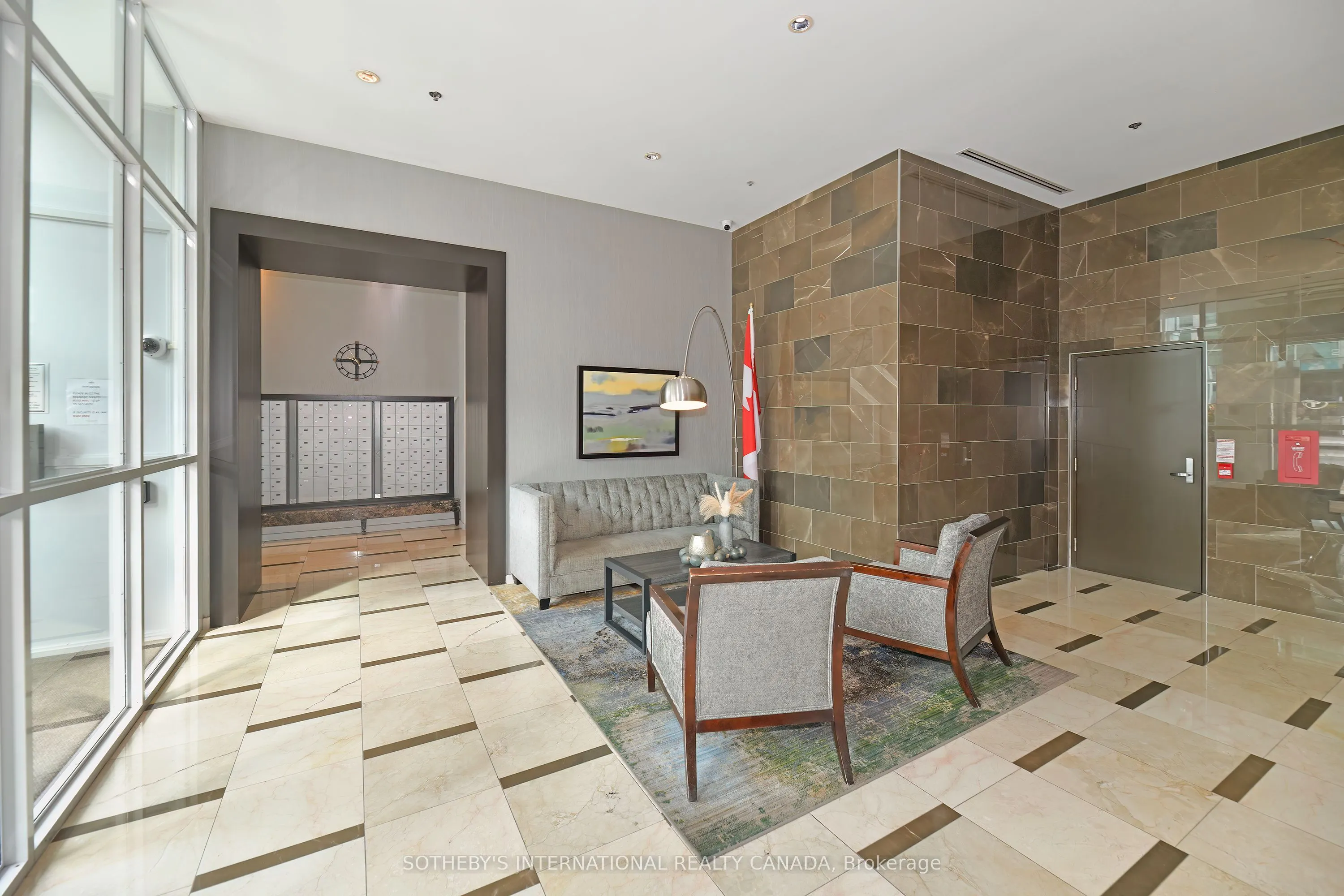 212 Eglinton Avenue E, #307