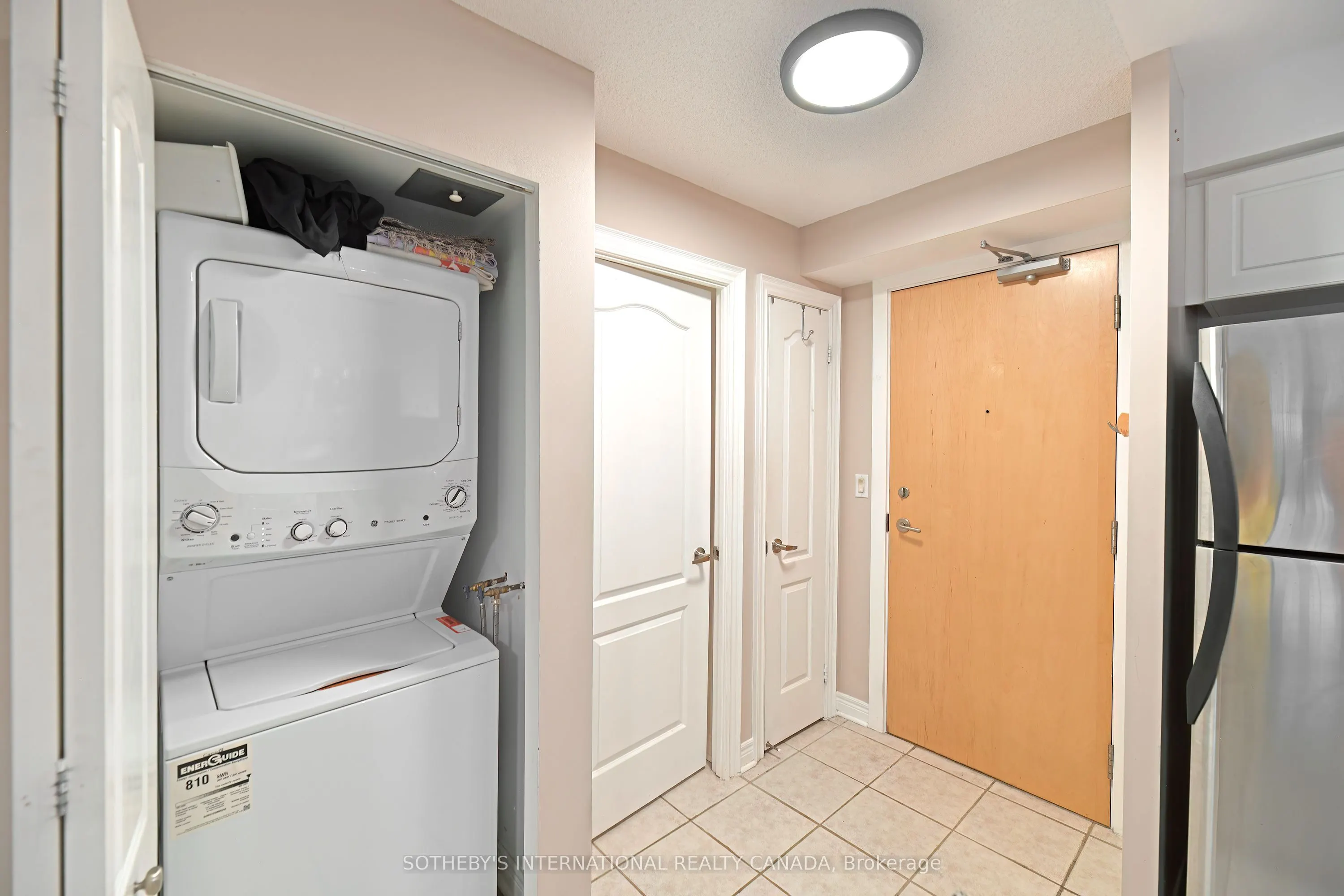 212 Eglinton Avenue E, #307