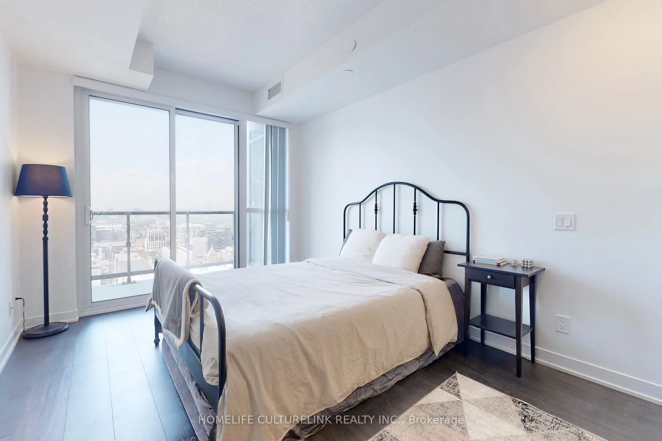 87 Peter Street, #3005