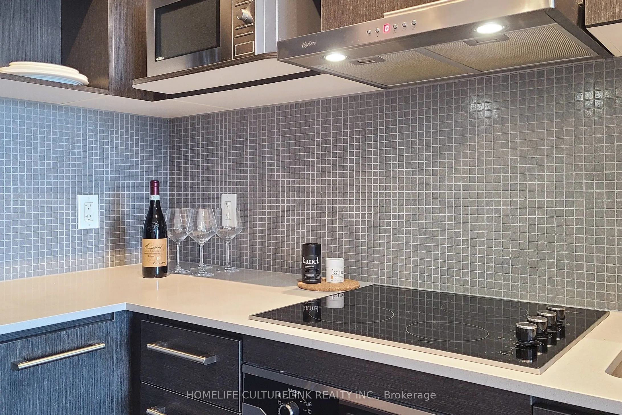 87 Peter Street, #3005