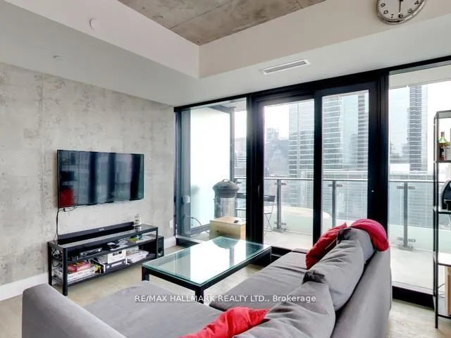 224 King Street W, #1407