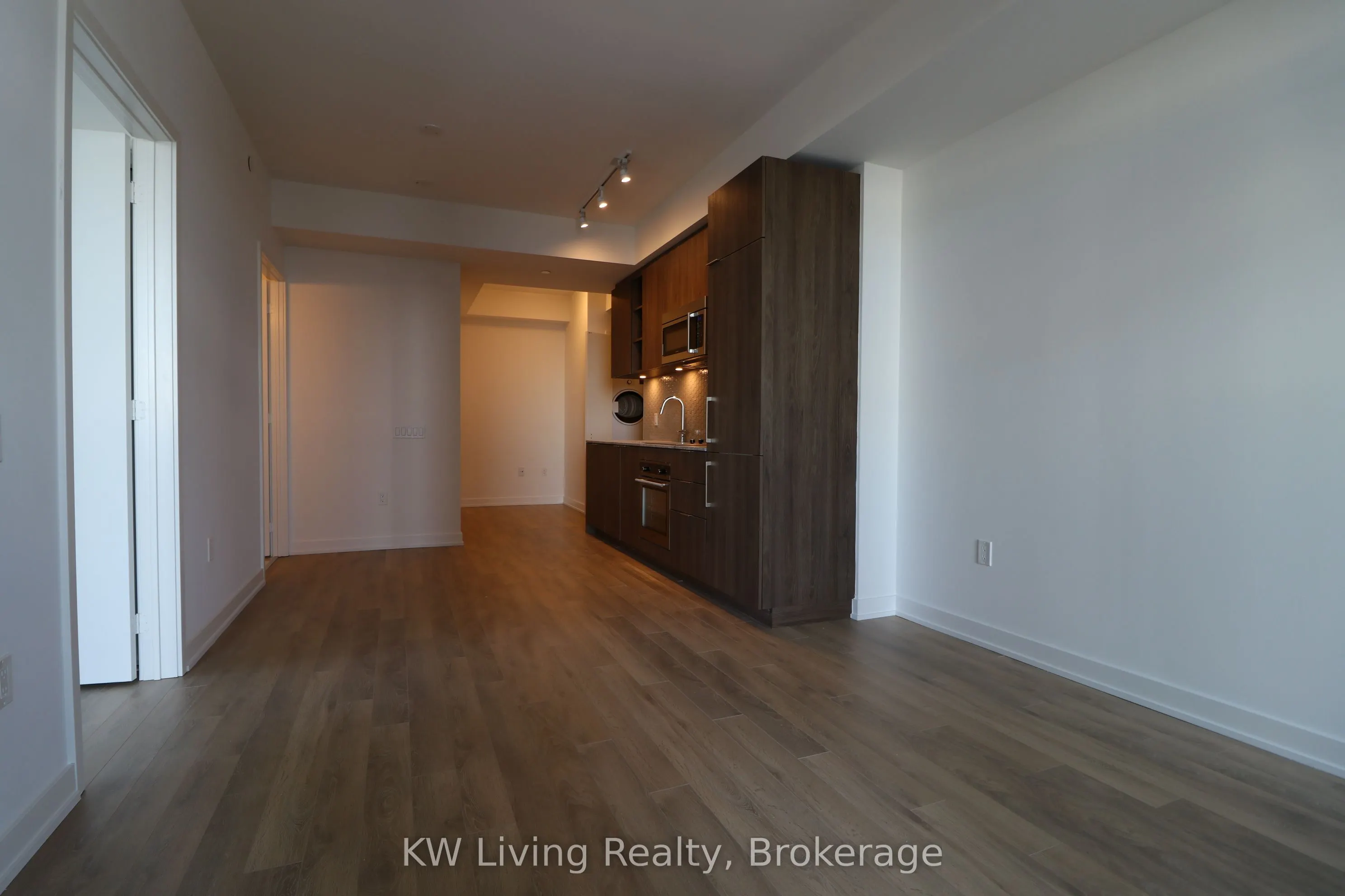 50 Ordnance Street, #1402